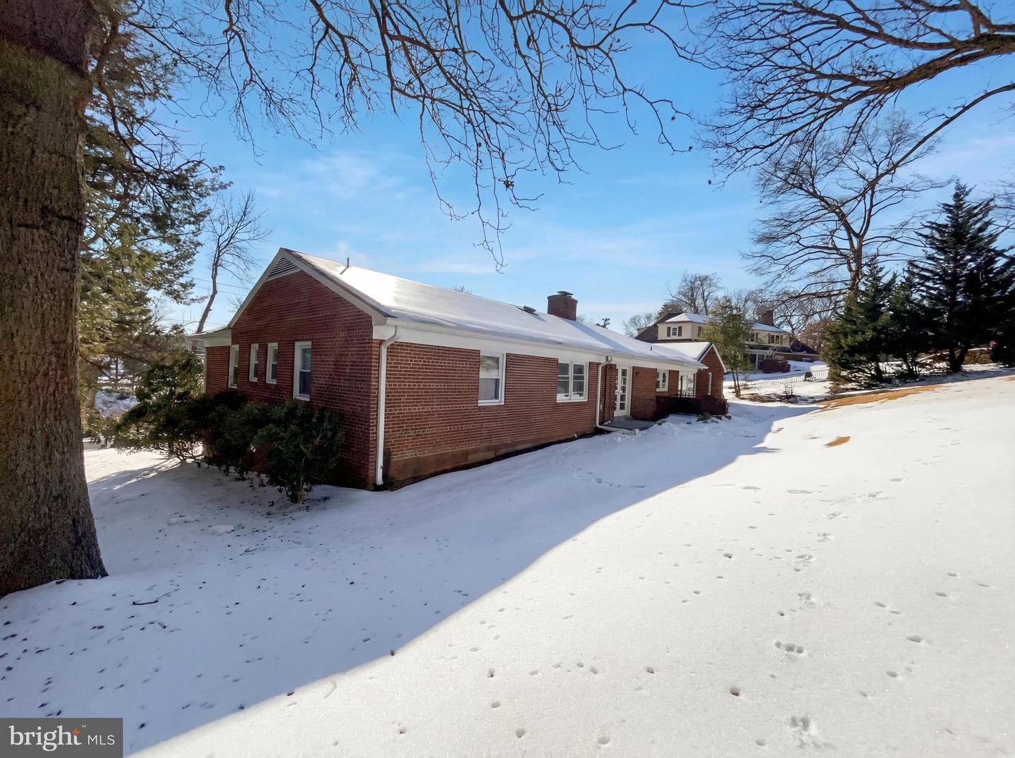 6048 OLD TELEGRAPH RD, ALEXANDRIA, Virginia 22310, 5 Bedrooms Bedrooms, ,3 BathroomsBathrooms,Residential,For sale,6048 OLD TELEGRAPH RD,VAFX2289850 MLS # VAFX2289850