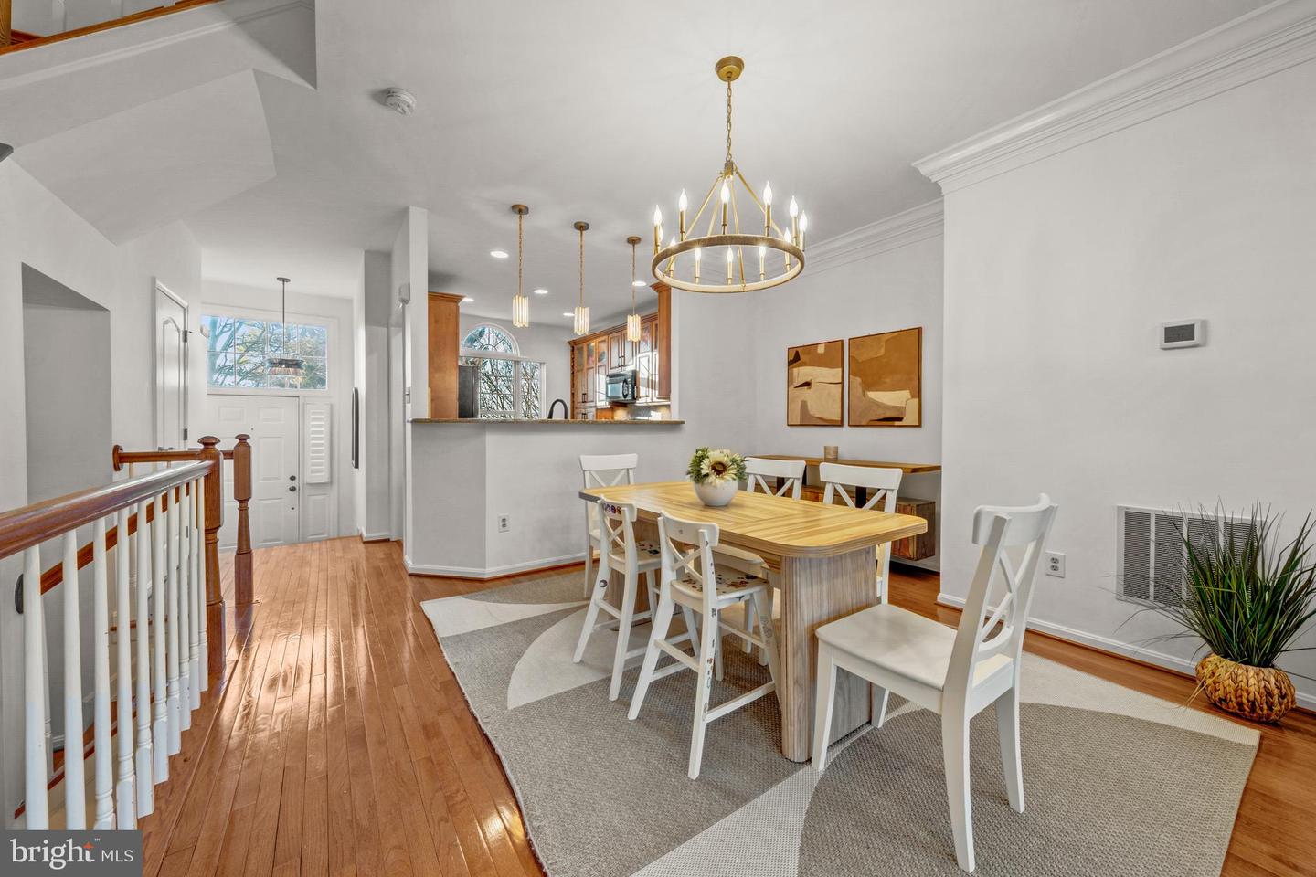 12027 EDGEMERE CIR, RESTON, Virginia 20190, 3 Bedrooms Bedrooms, 11 Rooms Rooms,2 BathroomsBathrooms,Residential,For sale,12027 EDGEMERE CIR,VAFX2289920 MLS # VAFX2289920