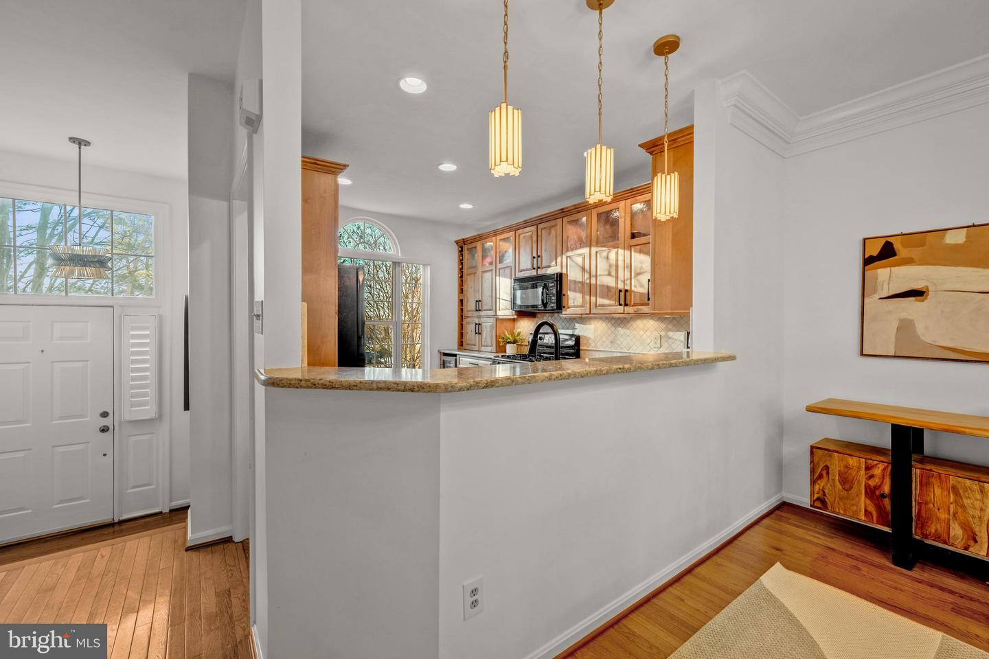 12027 EDGEMERE CIR, RESTON, Virginia 20190, 3 Bedrooms Bedrooms, 11 Rooms Rooms,2 BathroomsBathrooms,Residential,For sale,12027 EDGEMERE CIR,VAFX2289920 MLS # VAFX2289920