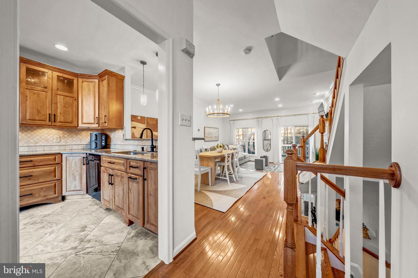 12027 EDGEMERE CIR, RESTON, Virginia 20190, 3 Bedrooms Bedrooms, 11 Rooms Rooms,2 BathroomsBathrooms,Residential,For sale,12027 EDGEMERE CIR,VAFX2289920 MLS # VAFX2289920