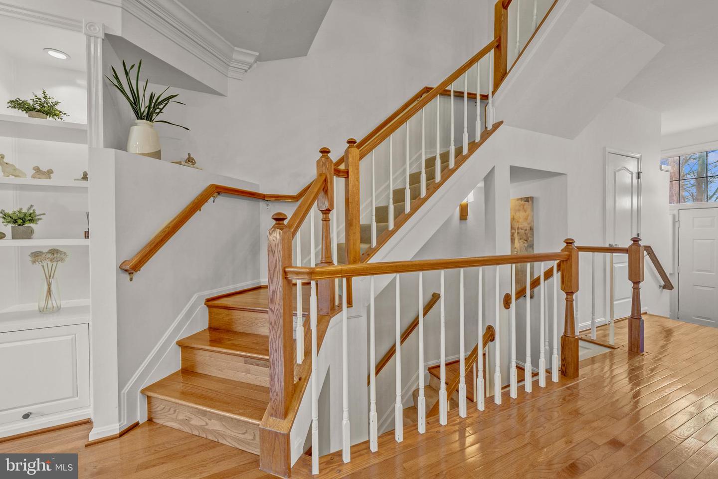 12027 EDGEMERE CIR, RESTON, Virginia 20190, 3 Bedrooms Bedrooms, 11 Rooms Rooms,2 BathroomsBathrooms,Residential,For sale,12027 EDGEMERE CIR,VAFX2289920 MLS # VAFX2289920