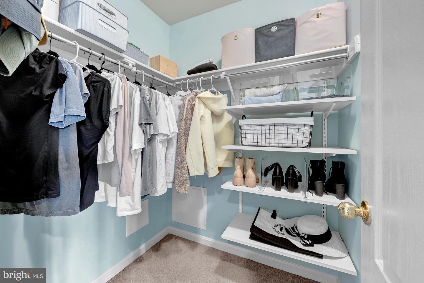 12027 EDGEMERE CIR, RESTON, Virginia 20190, 3 Bedrooms Bedrooms, 11 Rooms Rooms,2 BathroomsBathrooms,Residential,For sale,12027 EDGEMERE CIR,VAFX2289920 MLS # VAFX2289920 12027 EDGEMERE CIR, RESTON, Virginia 20190, 3 Bedrooms Bedrooms, 11 Rooms Rooms,2 BathroomsBathrooms,Residential,For sale,12027 EDGEMERE CIR,VAFX2289920 MLS # VAFX2289920