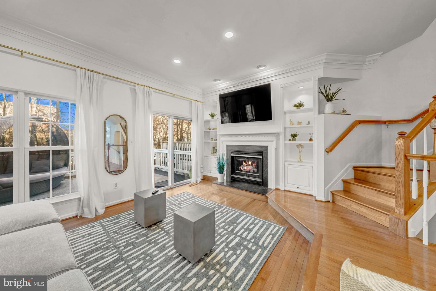 12027 EDGEMERE CIR, RESTON, Virginia 20190, 3 Bedrooms Bedrooms, 11 Rooms Rooms,2 BathroomsBathrooms,Residential,For sale,12027 EDGEMERE CIR,VAFX2289920 MLS # VAFX2289920