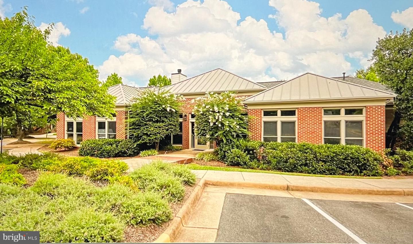 12027 EDGEMERE CIR, RESTON, Virginia 20190, 3 Bedrooms Bedrooms, 11 Rooms Rooms,2 BathroomsBathrooms,Residential,For sale,12027 EDGEMERE CIR,VAFX2289920 MLS # VAFX2289920 12027 EDGEMERE CIR, RESTON, Virginia 20190, 3 Bedrooms Bedrooms, 11 Rooms Rooms,2 BathroomsBathrooms,Residential,For sale,12027 EDGEMERE CIR,VAFX2289920 MLS # VAFX2289920