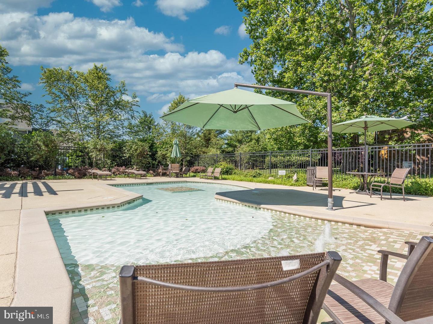 23248 MEADOW STAR PL, ALDIE, Virginia 20105, 5 Bedrooms Bedrooms, ,5 BathroomsBathrooms,Residential,For sale,23248 MEADOW STAR PL,VALO2115576 MLS # VALO2115576