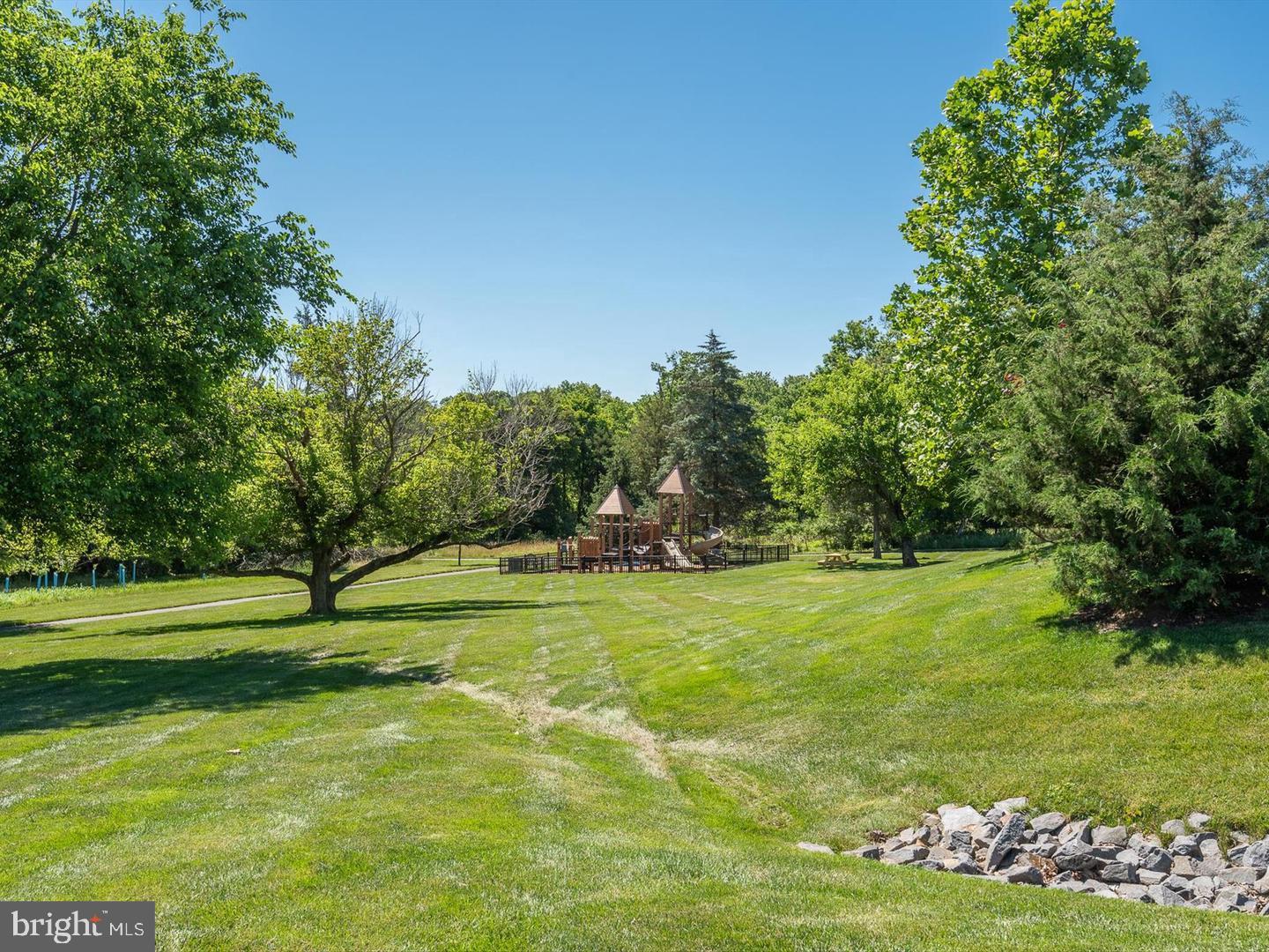 23248 MEADOW STAR PL, ALDIE, Virginia 20105, 5 Bedrooms Bedrooms, ,5 BathroomsBathrooms,Residential,For sale,23248 MEADOW STAR PL,VALO2115576 MLS # VALO2115576