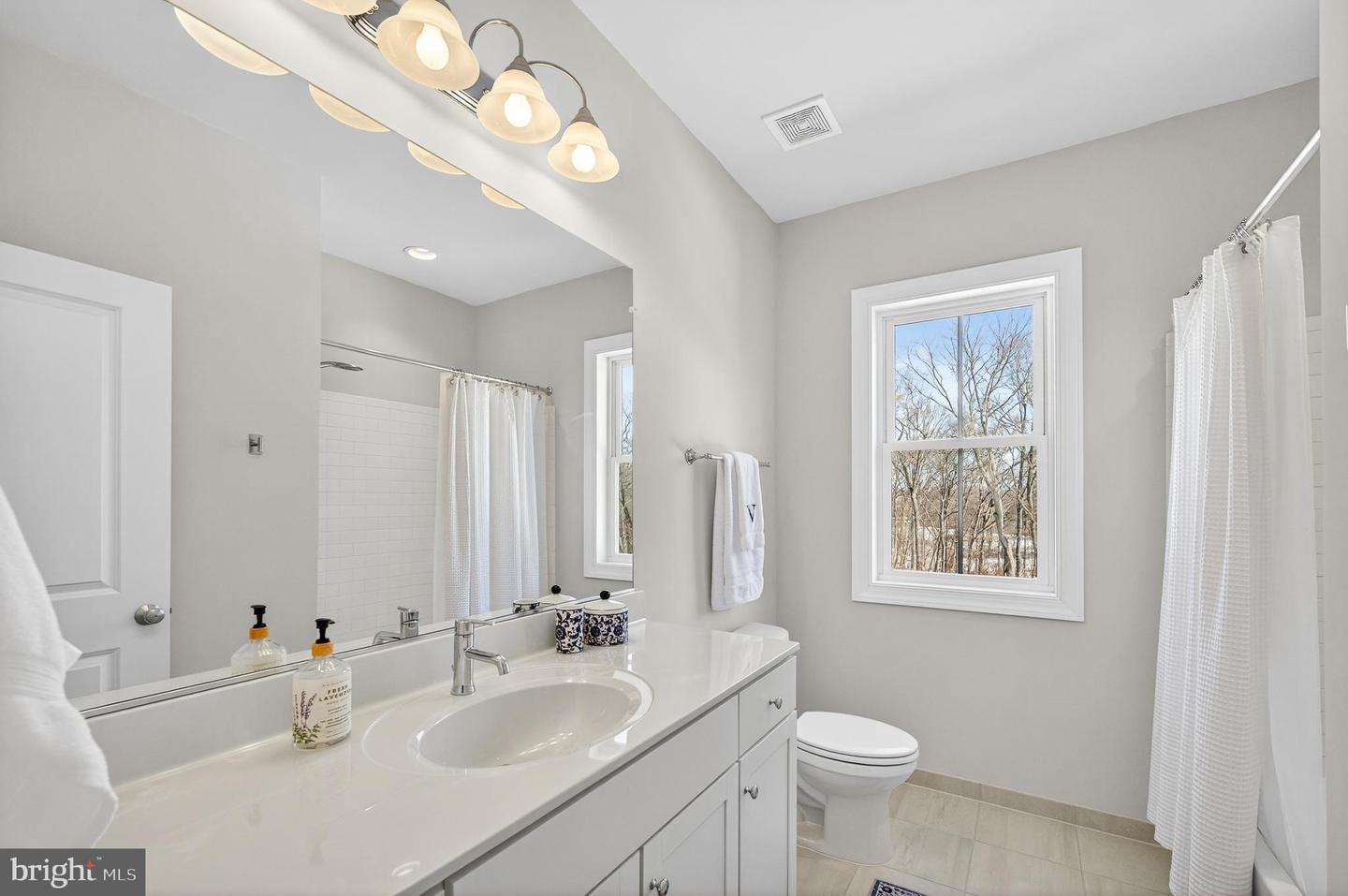 23248 MEADOW STAR PL, ALDIE, Virginia 20105, 5 Bedrooms Bedrooms, ,5 BathroomsBathrooms,Residential,For sale,23248 MEADOW STAR PL,VALO2115576 MLS # VALO2115576