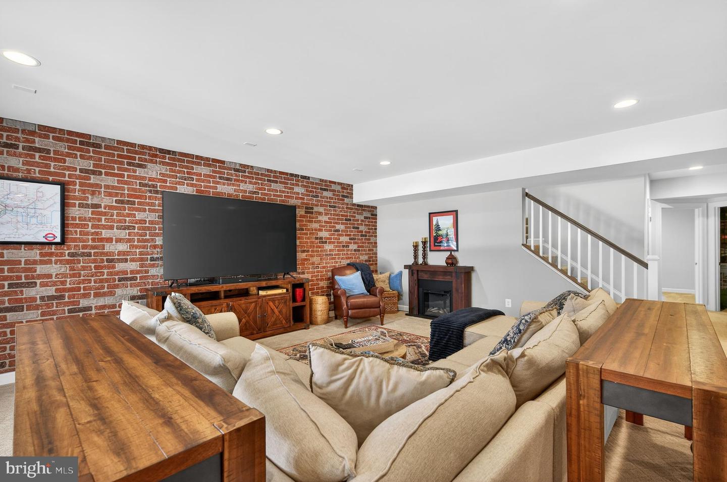 23248 MEADOW STAR PL, ALDIE, Virginia 20105, 5 Bedrooms Bedrooms, ,5 BathroomsBathrooms,Residential,For sale,23248 MEADOW STAR PL,VALO2115576 MLS # VALO2115576