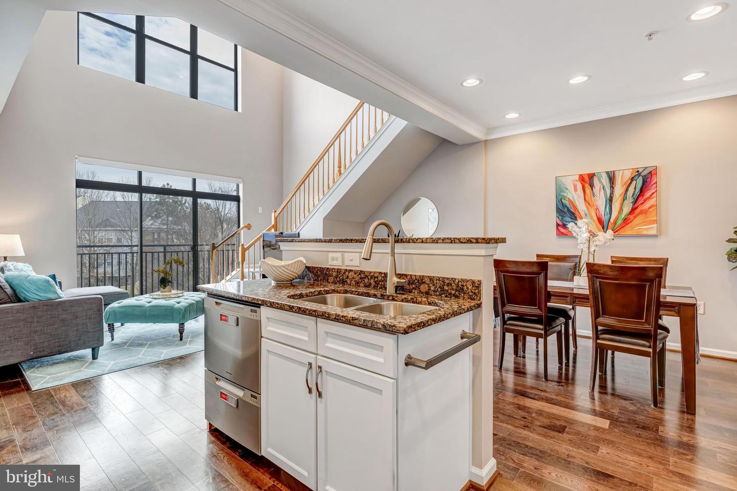 9000 LORTON STATION BLVD #216, LORTON, Virginia 22079, 2 Bedrooms Bedrooms, ,2 BathroomsBathrooms,Residential,For sale,9000 LORTON STATION BLVD #216,VAFX2290130 MLS # VAFX2290130