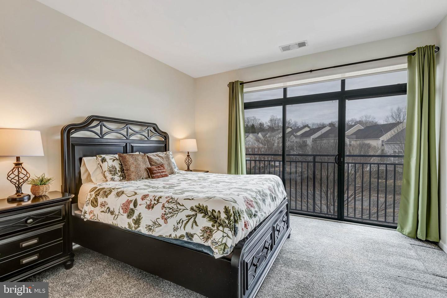 9000 LORTON STATION BLVD #216, LORTON, Virginia 22079, 2 Bedrooms Bedrooms, ,2 BathroomsBathrooms,Residential,For sale,9000 LORTON STATION BLVD #216,VAFX2290130 MLS # VAFX2290130