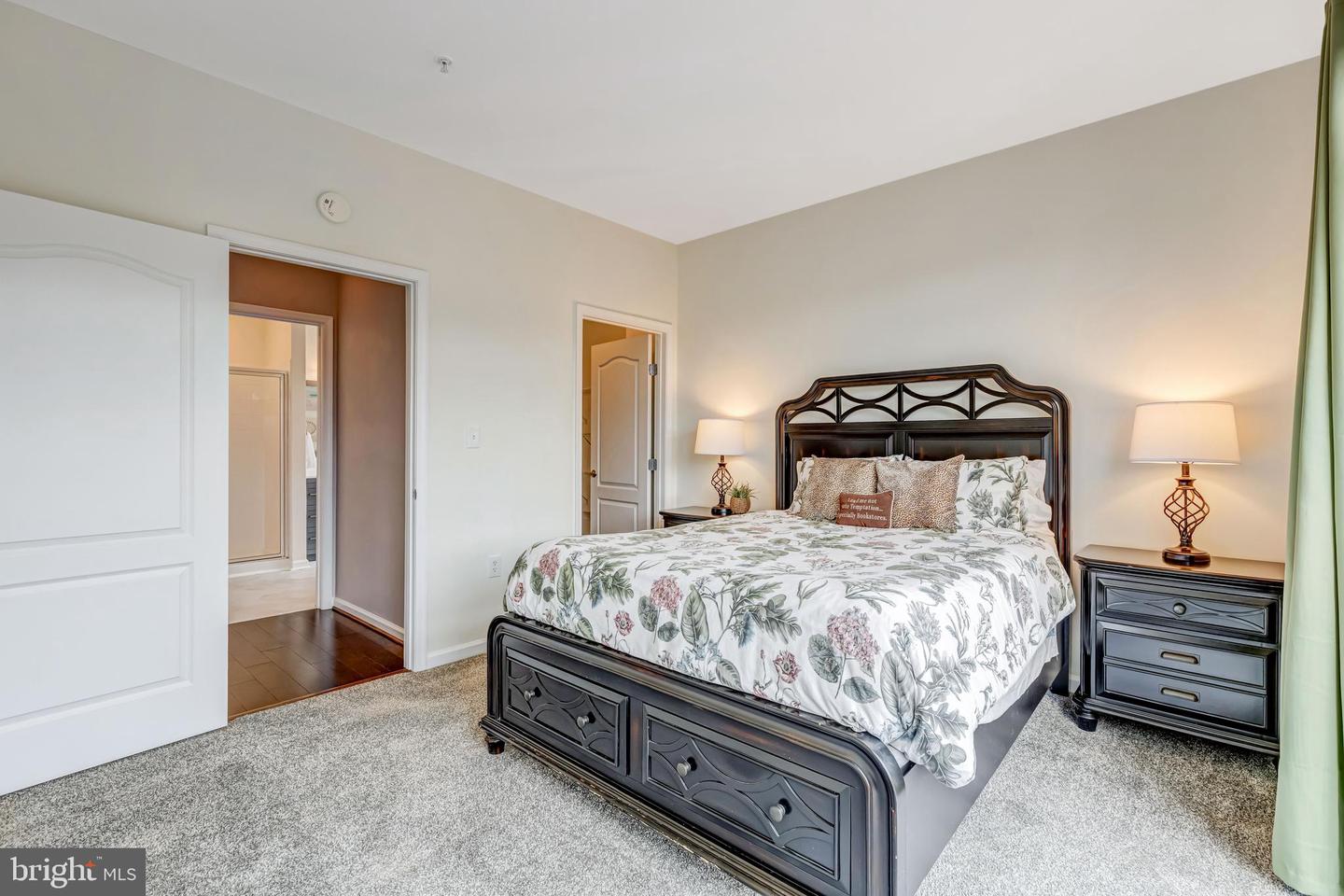 9000 LORTON STATION BLVD #216, LORTON, Virginia 22079, 2 Bedrooms Bedrooms, ,2 BathroomsBathrooms,Residential,For sale,9000 LORTON STATION BLVD #216,VAFX2290130 MLS # VAFX2290130