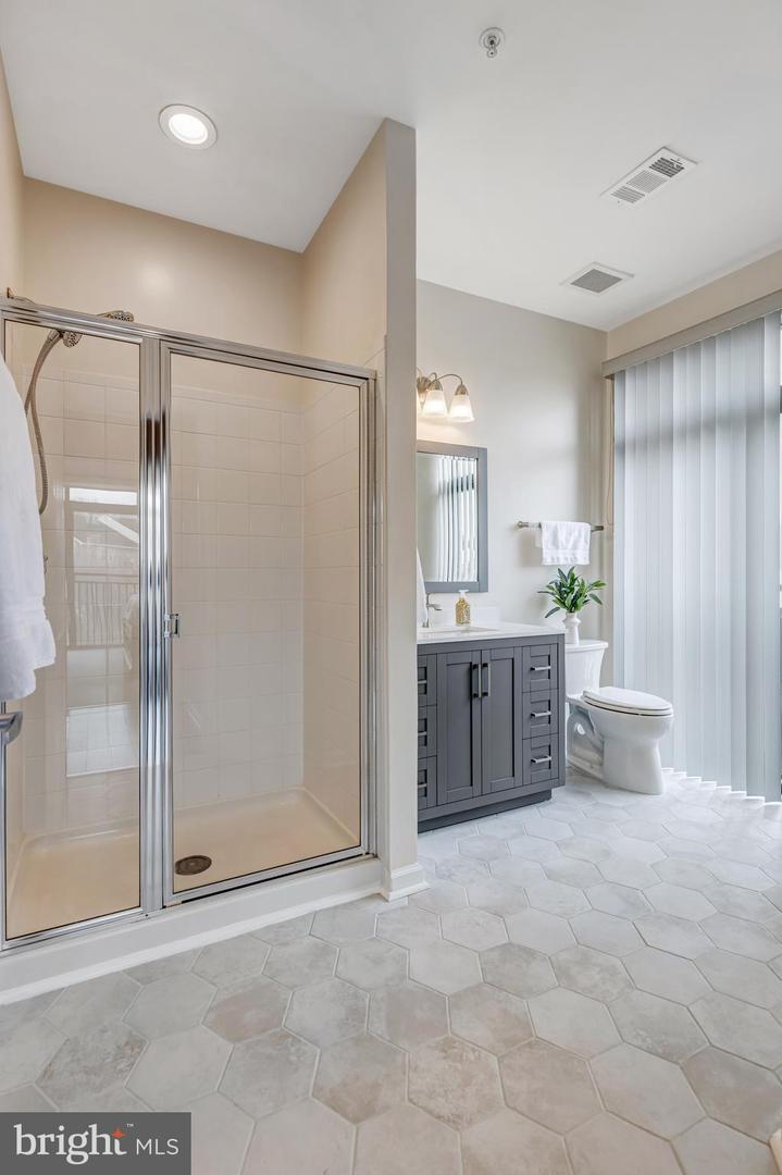 9000 LORTON STATION BLVD #216, LORTON, Virginia 22079, 2 Bedrooms Bedrooms, ,2 BathroomsBathrooms,Residential,For sale,9000 LORTON STATION BLVD #216,VAFX2290130 MLS # VAFX2290130