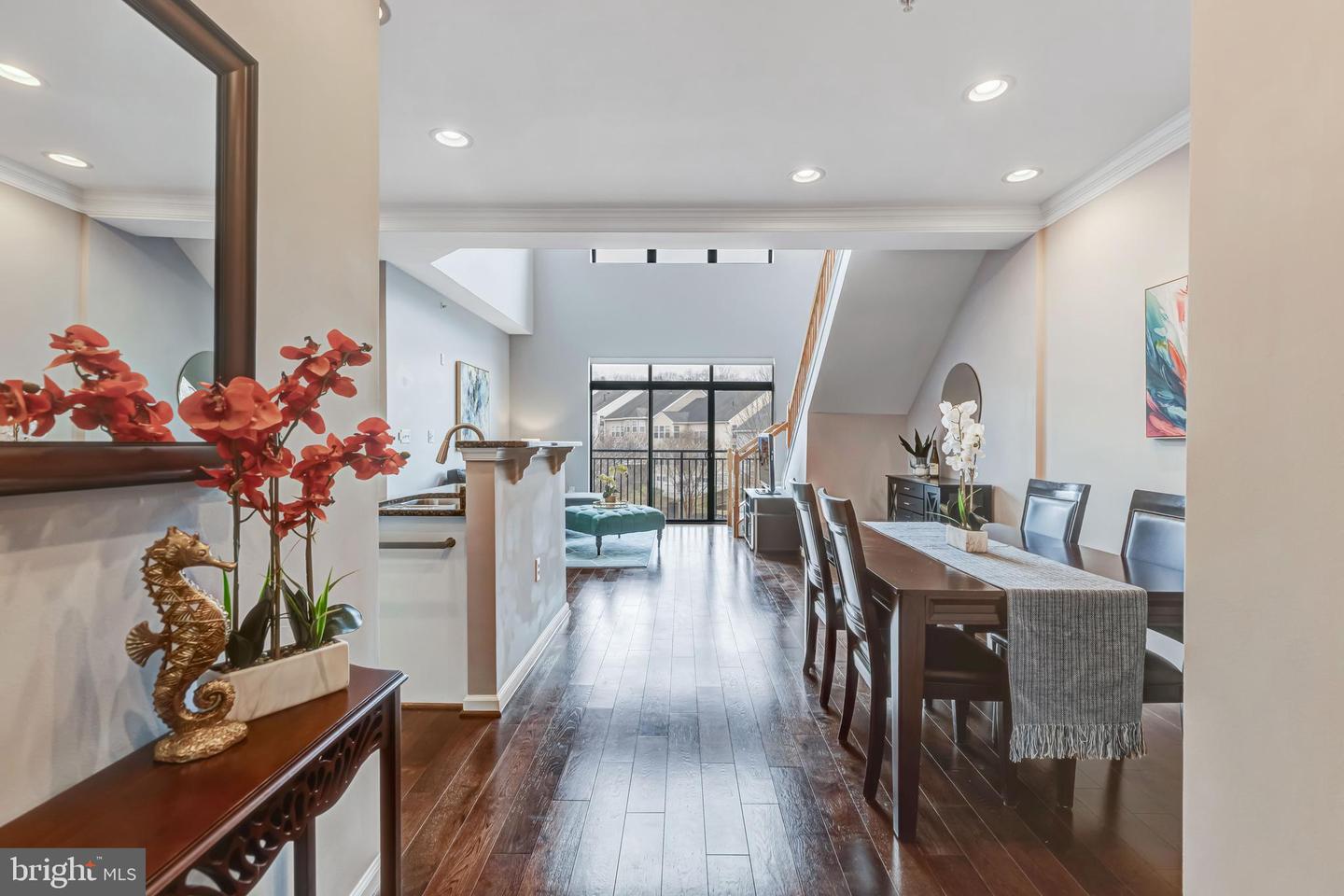 9000 LORTON STATION BLVD #216, LORTON, Virginia 22079, 2 Bedrooms Bedrooms, ,2 BathroomsBathrooms,Residential,For sale,9000 LORTON STATION BLVD #216,VAFX2290130 MLS # VAFX2290130