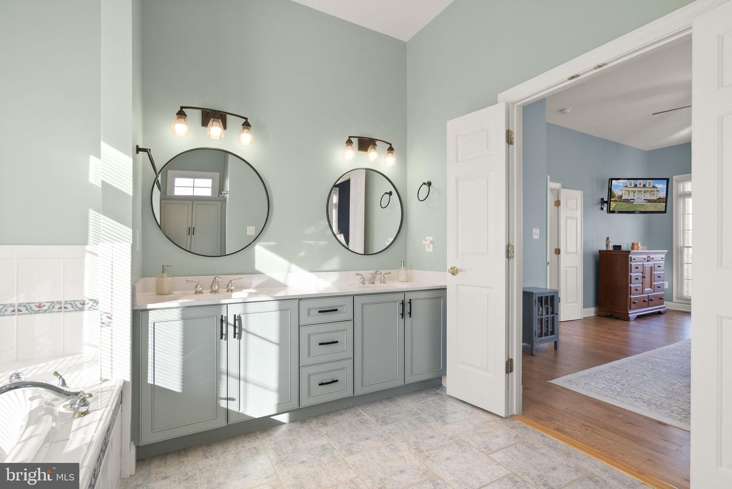 13600 CARRIAGE FORD RD, NOKESVILLE, Virginia 20181, 6 Bedrooms Bedrooms, ,3 BathroomsBathrooms,Residential,For sale,13600 CARRIAGE FORD RD,VAPW2112200 MLS # VAPW2112200