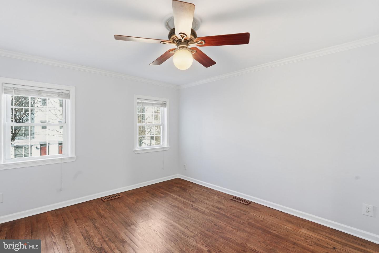 728 N COLUMBUS ST, ALEXANDRIA, Virginia 22314, 3 Bedrooms Bedrooms, 7 Rooms Rooms,1 BathroomBathrooms,Residential,For sale,728 N COLUMBUS ST,VAAX2054010 MLS # VAAX2054010 728 N COLUMBUS ST, ALEXANDRIA, Virginia 22314, 3 Bedrooms Bedrooms, 7 Rooms Rooms,1 BathroomBathrooms,Residential,For sale,728 N COLUMBUS ST,VAAX2054010 MLS # VAAX2054010