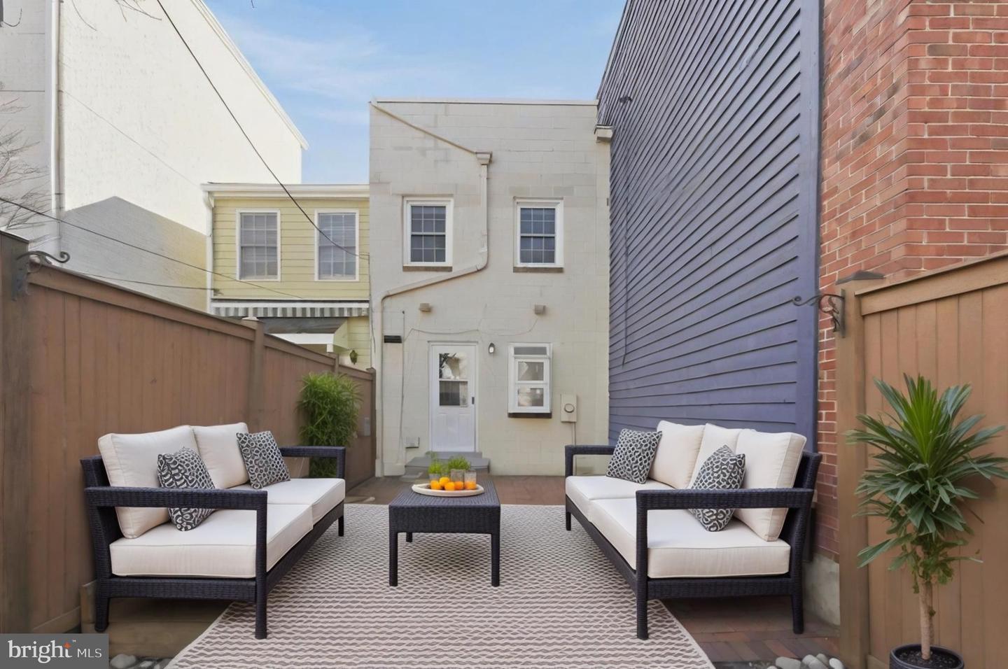 728 N COLUMBUS ST, ALEXANDRIA, Virginia 22314, 3 Bedrooms Bedrooms, 7 Rooms Rooms,1 BathroomBathrooms,Residential,For sale,728 N COLUMBUS ST,VAAX2054010 MLS # VAAX2054010 728 N COLUMBUS ST, ALEXANDRIA, Virginia 22314, 3 Bedrooms Bedrooms, 7 Rooms Rooms,1 BathroomBathrooms,Residential,For sale,728 N COLUMBUS ST,VAAX2054010 MLS # VAAX2054010