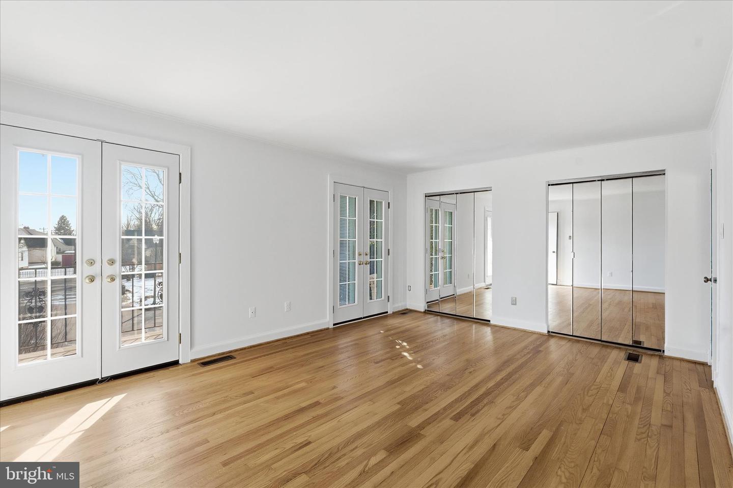 3119 14TH ST S, ARLINGTON, Virginia 22204, 3 Bedrooms Bedrooms, ,2 BathroomsBathrooms,Residential,For sale,3119 14TH ST S,VAAR2068726 MLS # VAAR2068726