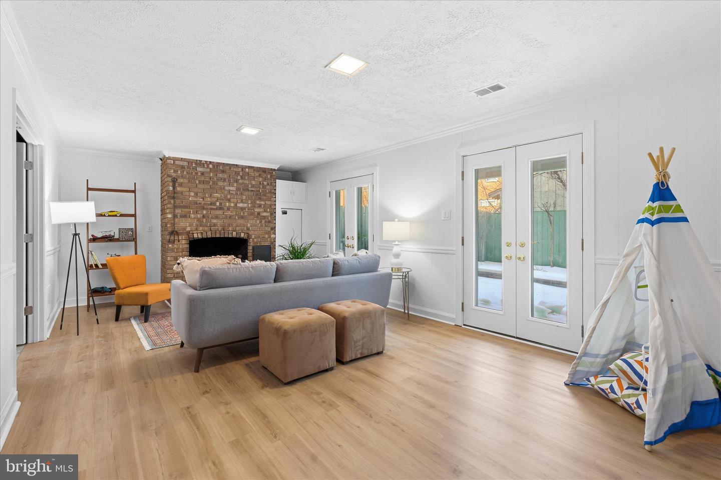 3119 14TH ST S, ARLINGTON, Virginia 22204, 3 Bedrooms Bedrooms, ,2 BathroomsBathrooms,Residential,For sale,3119 14TH ST S,VAAR2068726 MLS # VAAR2068726