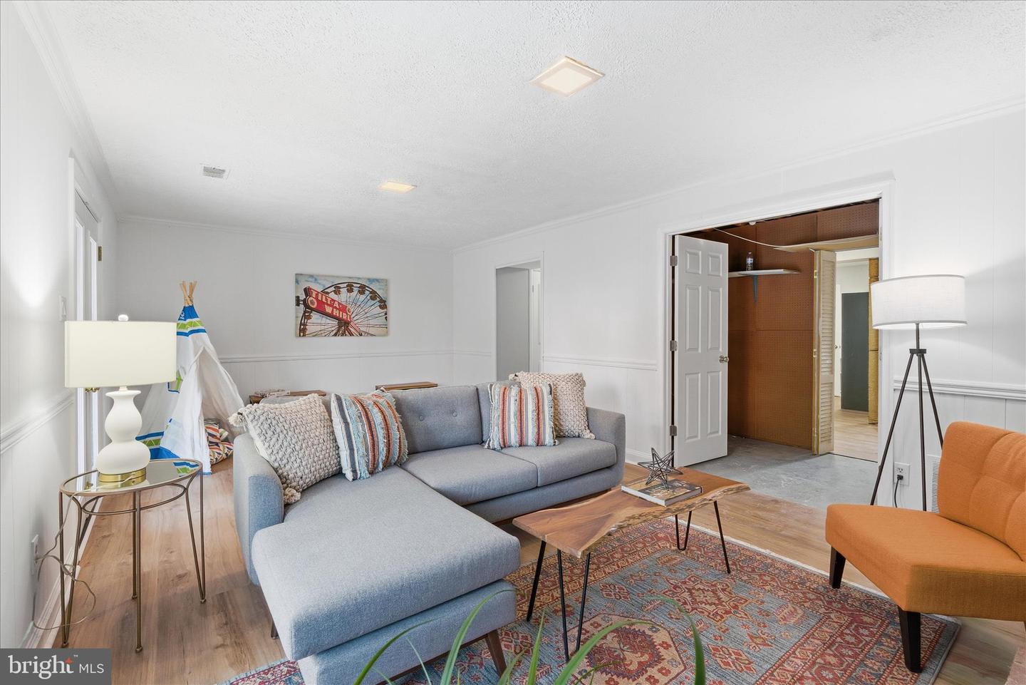 3119 14TH ST S, ARLINGTON, Virginia 22204, 3 Bedrooms Bedrooms, ,2 BathroomsBathrooms,Residential,For sale,3119 14TH ST S,VAAR2068726 MLS # VAAR2068726