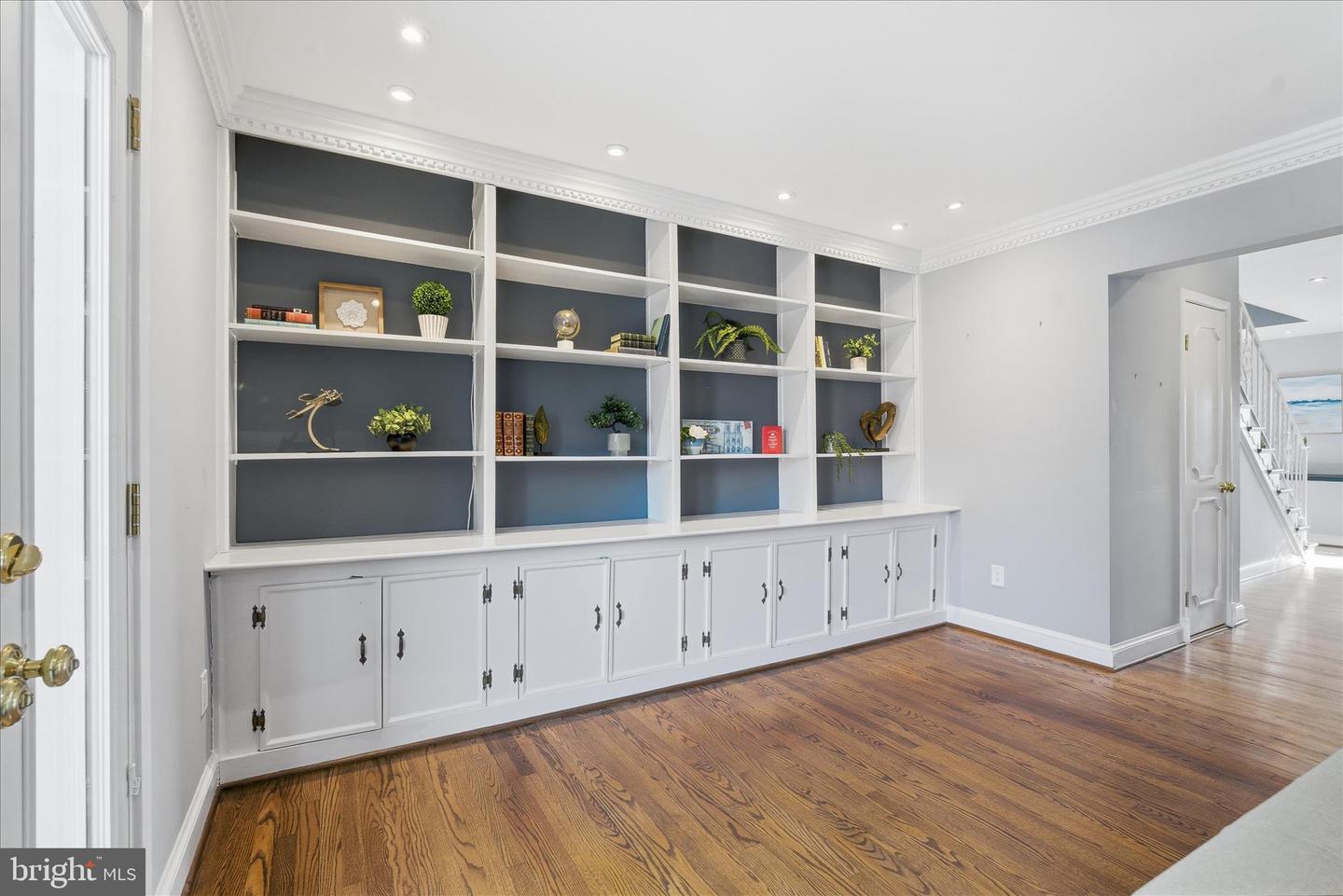 3119 14TH ST S, ARLINGTON, Virginia 22204, 3 Bedrooms Bedrooms, ,2 BathroomsBathrooms,Residential,For sale,3119 14TH ST S,VAAR2068726 MLS # VAAR2068726