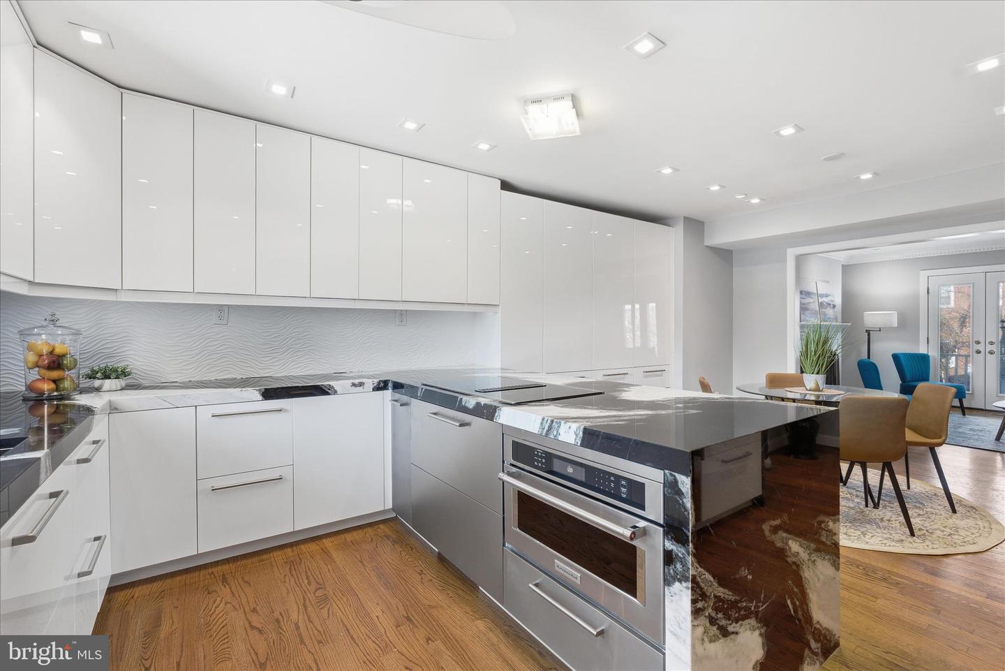 3119 14TH ST S, ARLINGTON, Virginia 22204, 3 Bedrooms Bedrooms, ,2 BathroomsBathrooms,Residential,For sale,3119 14TH ST S,VAAR2068726 MLS # VAAR2068726