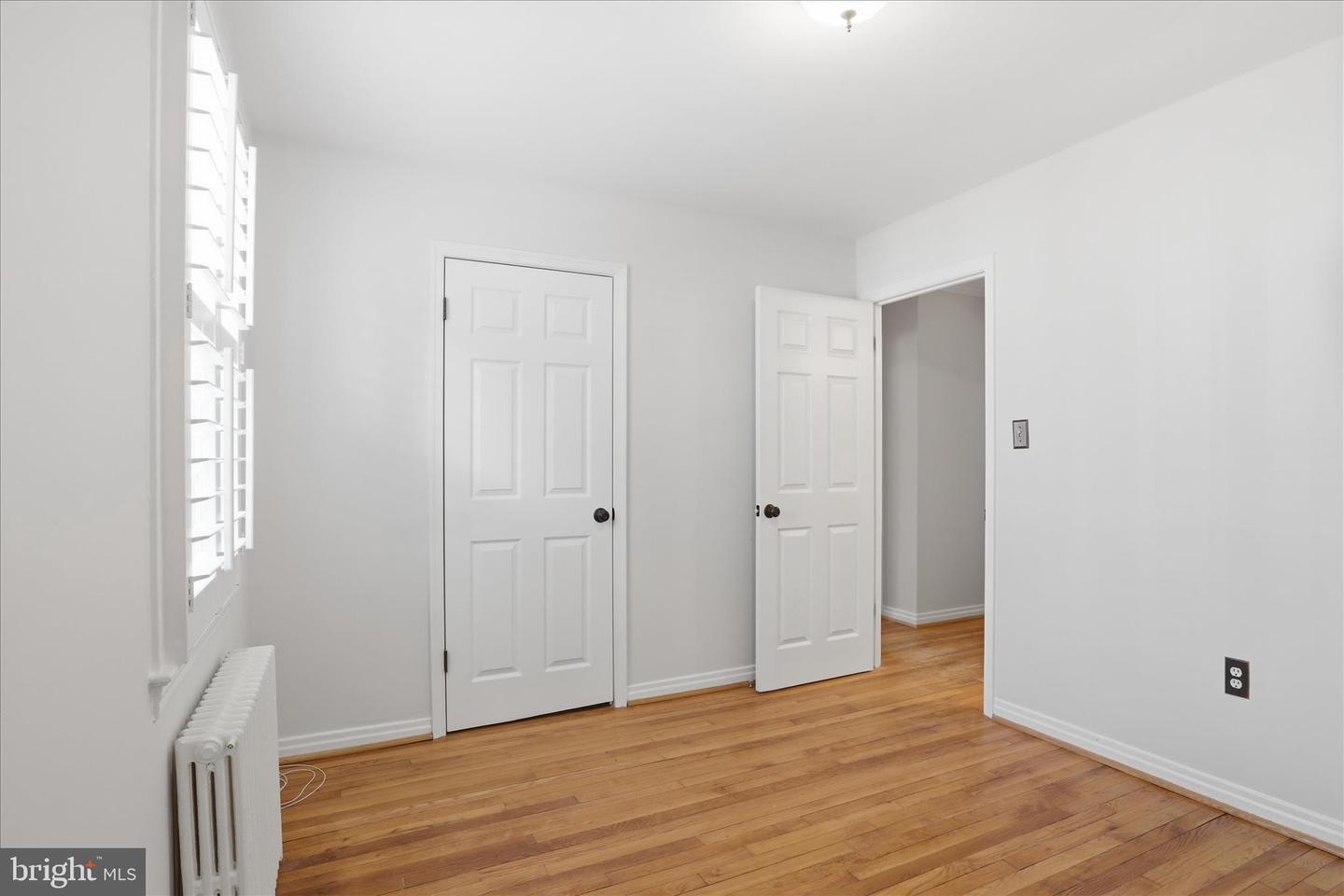 2406 S DINWIDDIE ST, ARLINGTON, Virginia 22206, 4 Bedrooms Bedrooms, ,2 BathroomsBathrooms,Residential,For sale,2406 S DINWIDDIE ST,VAAR2068748 MLS # VAAR2068748