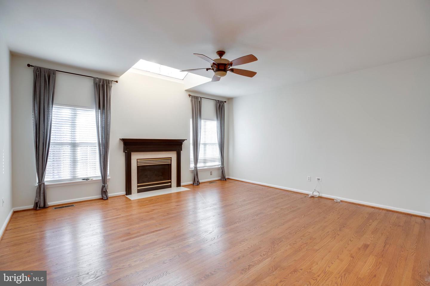 14525 MEETING CAMP RD, CENTREVILLE, Virginia 20121, 4 Bedrooms Bedrooms, ,3 BathroomsBathrooms,Residential,For sale,14525 MEETING CAMP RD,VAFX2290400 MLS # VAFX2290400