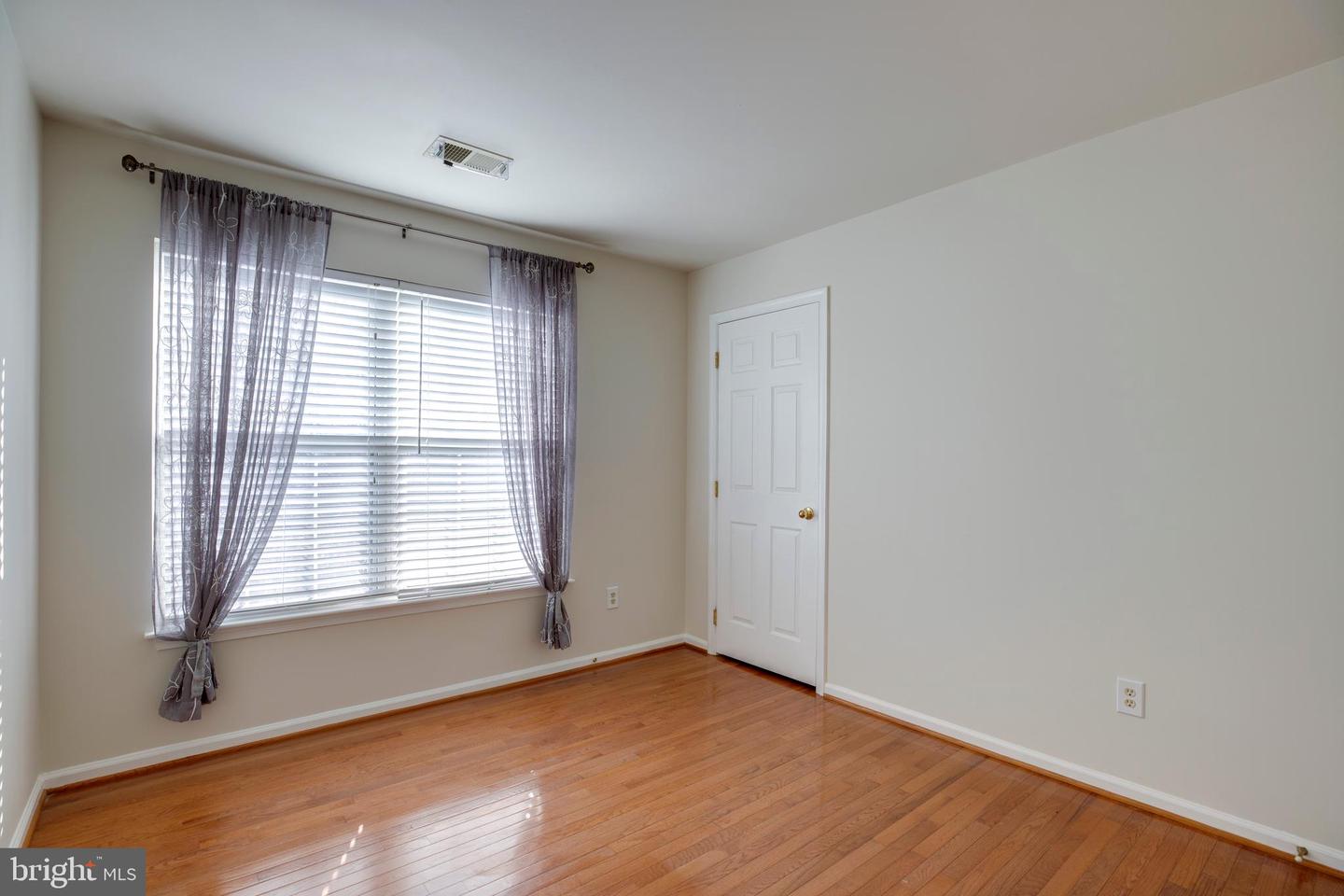 14525 MEETING CAMP RD, CENTREVILLE, Virginia 20121, 4 Bedrooms Bedrooms, ,3 BathroomsBathrooms,Residential,For sale,14525 MEETING CAMP RD,VAFX2290400 MLS # VAFX2290400