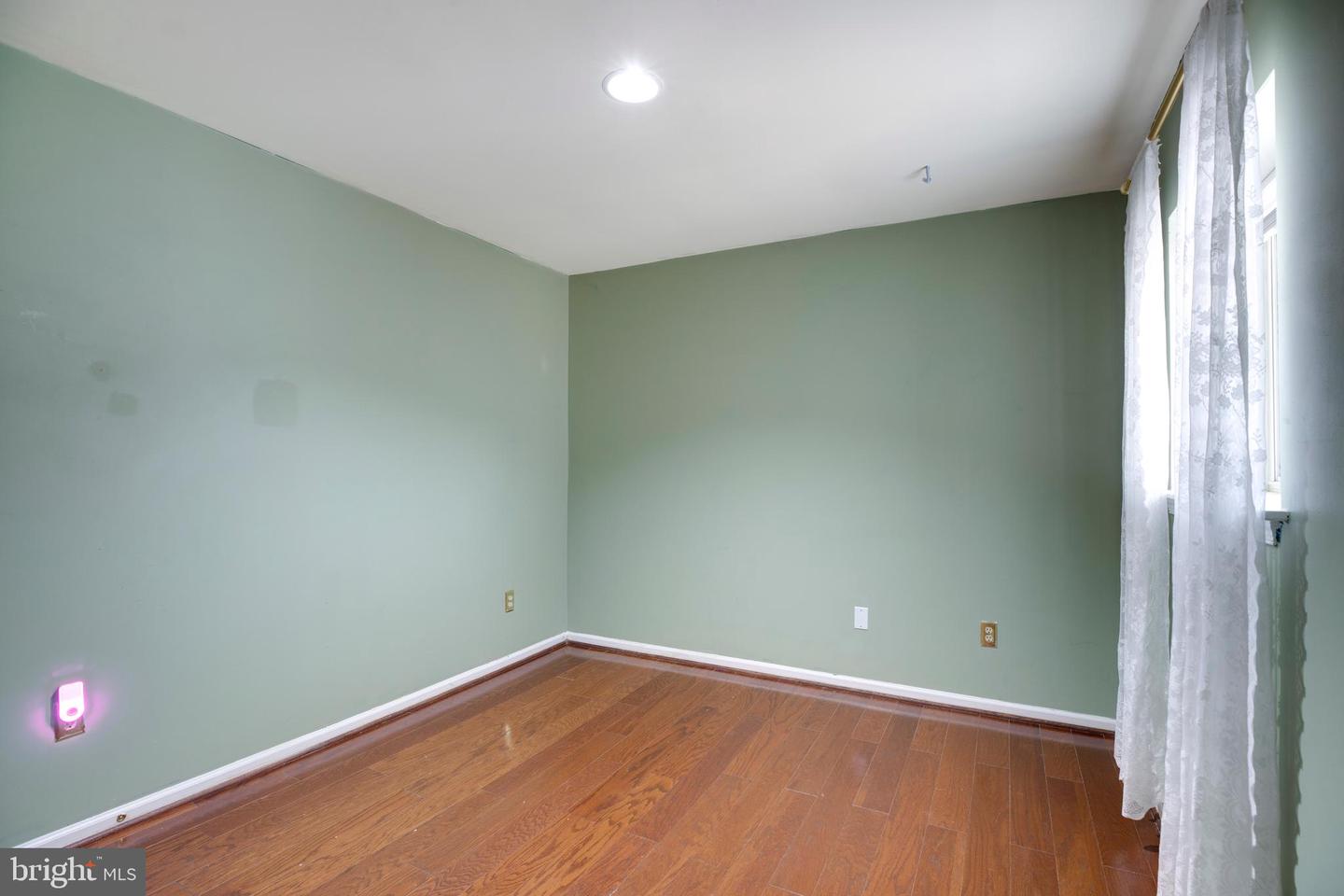 14525 MEETING CAMP RD, CENTREVILLE, Virginia 20121, 4 Bedrooms Bedrooms, ,3 BathroomsBathrooms,Residential,For sale,14525 MEETING CAMP RD,VAFX2290400 MLS # VAFX2290400