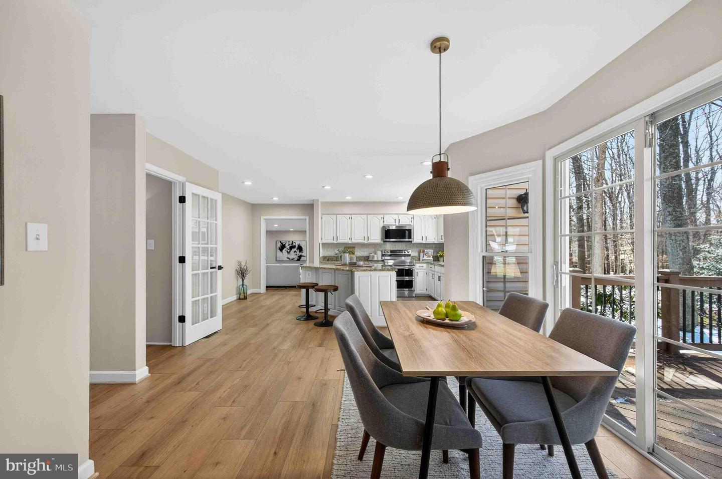 6220 WINSLOW CT, FAIRFAX STATION, Virginia 22039, 4 Bedrooms Bedrooms, 21 Rooms Rooms,3 BathroomsBathrooms,Residential,For sale,6220 WINSLOW CT,VAFX2290414 MLS # VAFX2290414