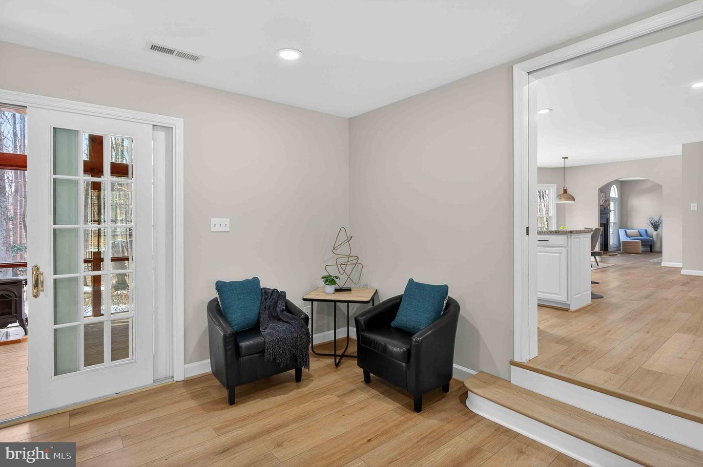 6220 WINSLOW CT, FAIRFAX STATION, Virginia 22039, 4 Bedrooms Bedrooms, 21 Rooms Rooms,3 BathroomsBathrooms,Residential,For sale,6220 WINSLOW CT,VAFX2290414 MLS # VAFX2290414