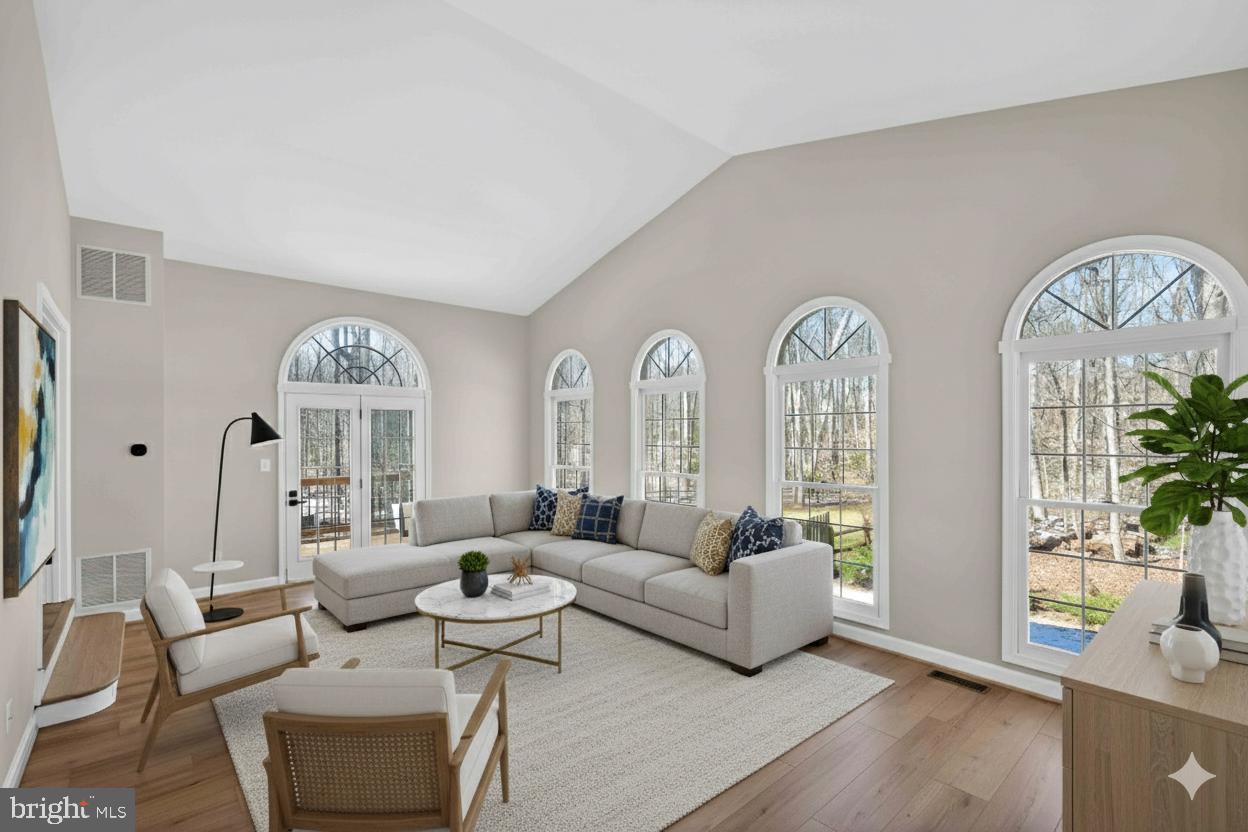 6220 WINSLOW CT, FAIRFAX STATION, Virginia 22039, 4 Bedrooms Bedrooms, 21 Rooms Rooms,3 BathroomsBathrooms,Residential,For sale,6220 WINSLOW CT,VAFX2290414 MLS # VAFX2290414