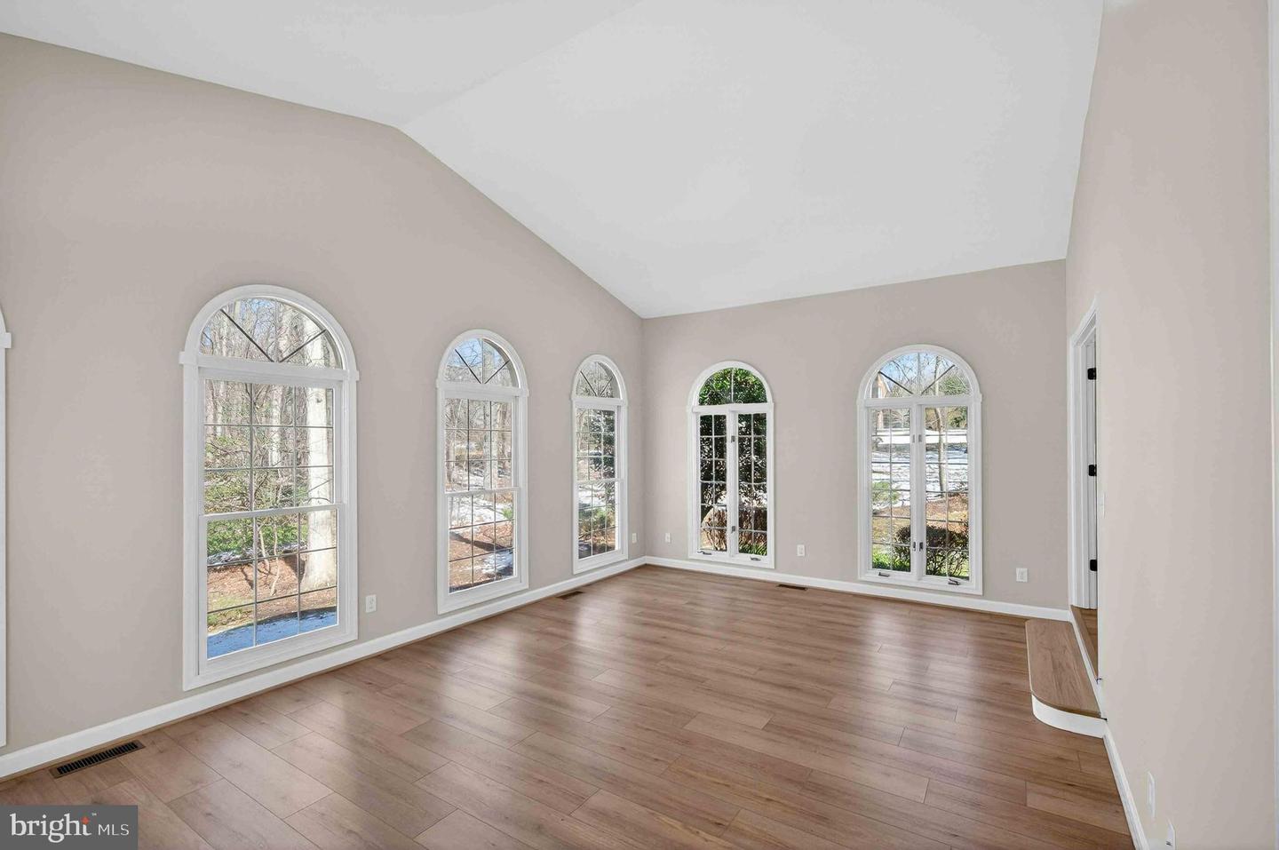 6220 WINSLOW CT, FAIRFAX STATION, Virginia 22039, 4 Bedrooms Bedrooms, 21 Rooms Rooms,3 BathroomsBathrooms,Residential,For sale,6220 WINSLOW CT,VAFX2290414 MLS # VAFX2290414