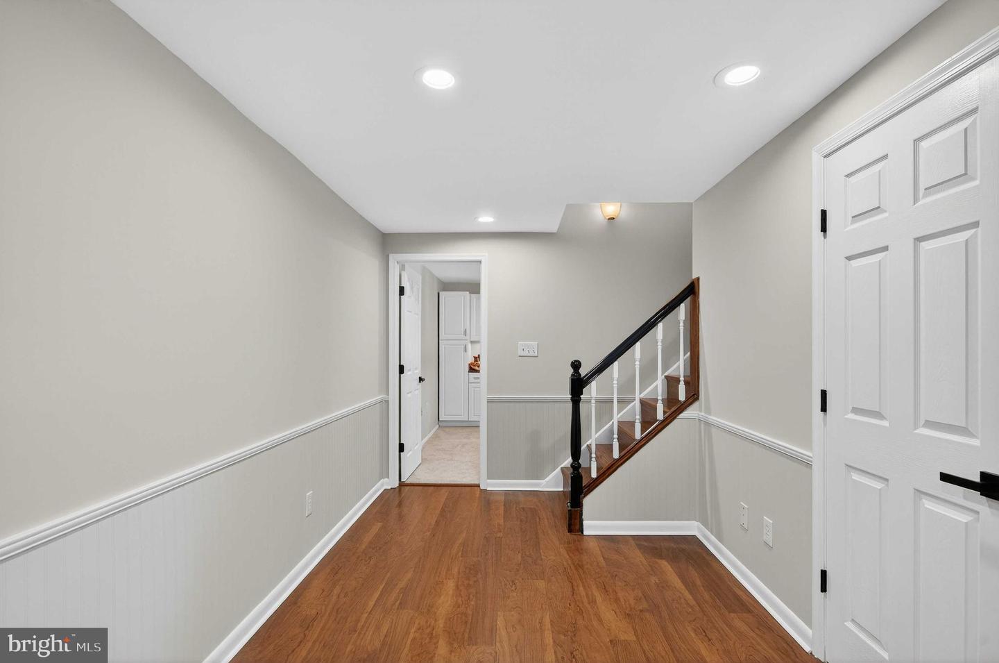 6220 WINSLOW CT, FAIRFAX STATION, Virginia 22039, 4 Bedrooms Bedrooms, 21 Rooms Rooms,3 BathroomsBathrooms,Residential,For sale,6220 WINSLOW CT,VAFX2290414 MLS # VAFX2290414