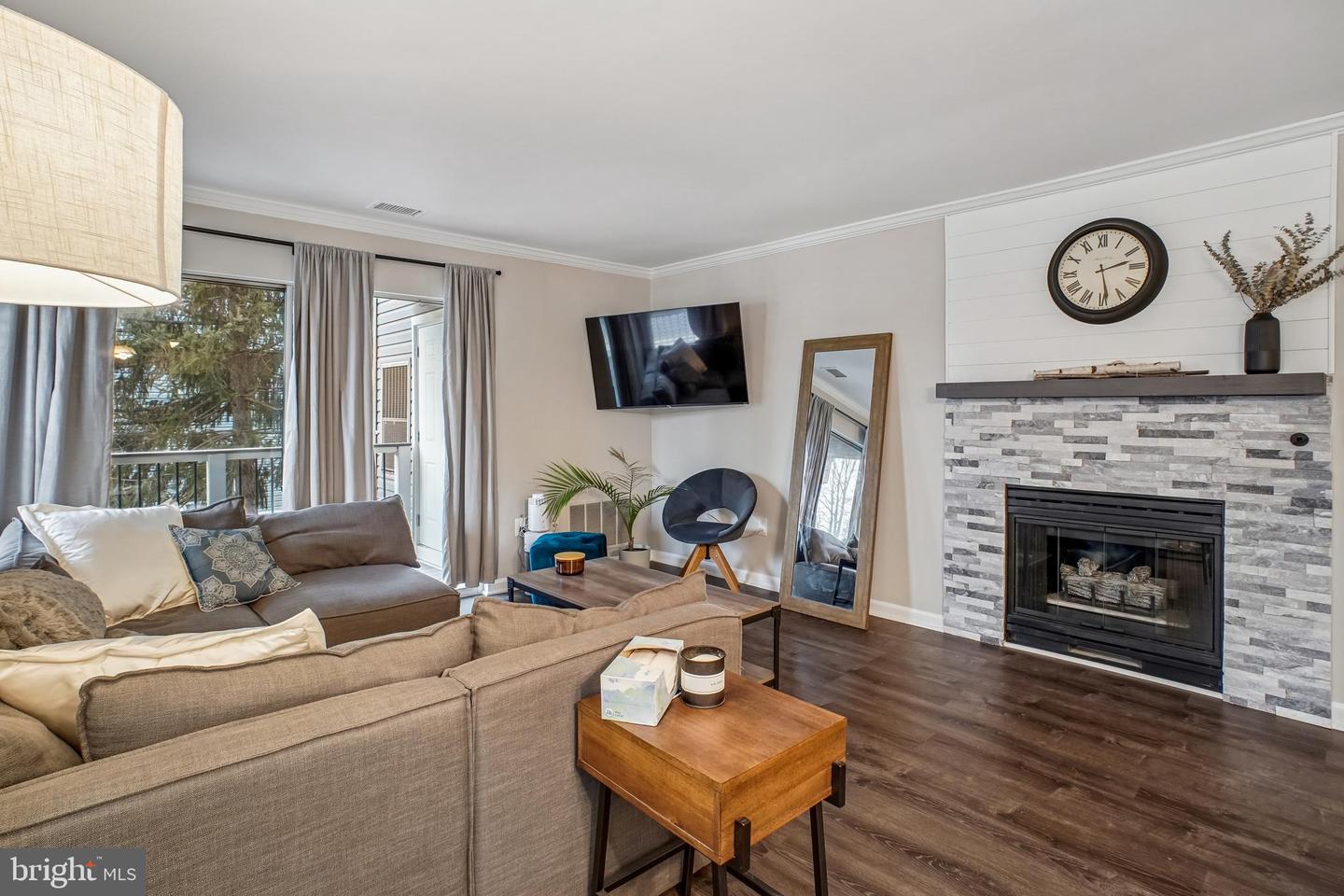 20585 SNOWSHOE SQ #201, ASHBURN, Virginia 20147, 2 Bedrooms Bedrooms, ,2 BathroomsBathrooms,Residential,For sale,20585 SNOWSHOE SQ #201,VALO2115742 MLS # VALO2115742 20585 SNOWSHOE SQ #201, ASHBURN, Virginia 20147, 2 Bedrooms Bedrooms, ,2 BathroomsBathrooms,Residential,For sale,20585 SNOWSHOE SQ #201,VALO2115742 MLS # VALO2115742