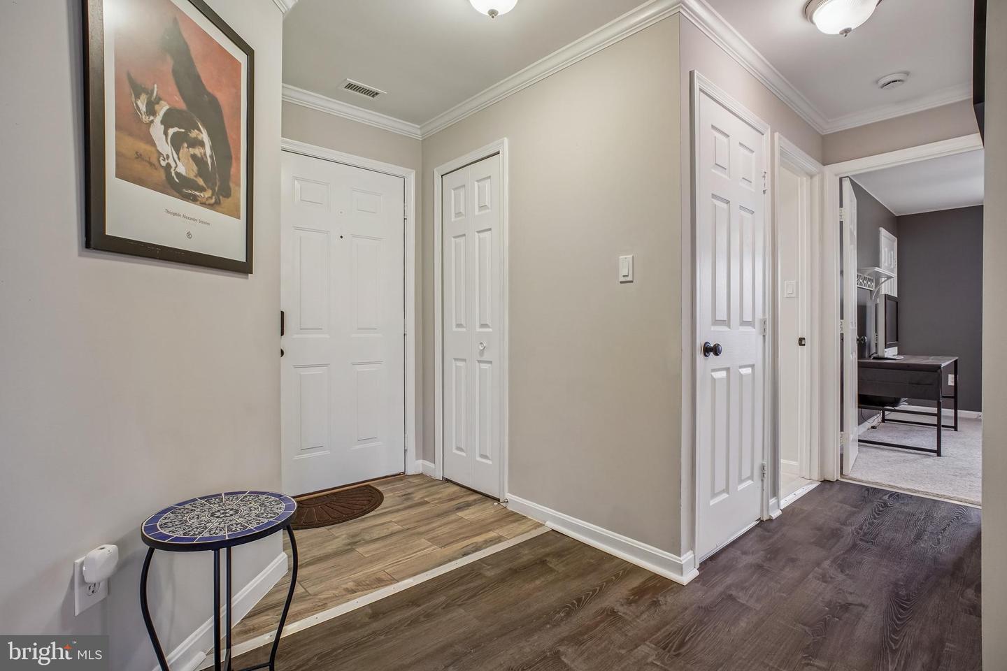 20585 SNOWSHOE SQ #201, ASHBURN, Virginia 20147, 2 Bedrooms Bedrooms, ,2 BathroomsBathrooms,Residential,For sale,20585 SNOWSHOE SQ #201,VALO2115742 MLS # VALO2115742 20585 SNOWSHOE SQ #201, ASHBURN, Virginia 20147, 2 Bedrooms Bedrooms, ,2 BathroomsBathrooms,Residential,For sale,20585 SNOWSHOE SQ #201,VALO2115742 MLS # VALO2115742