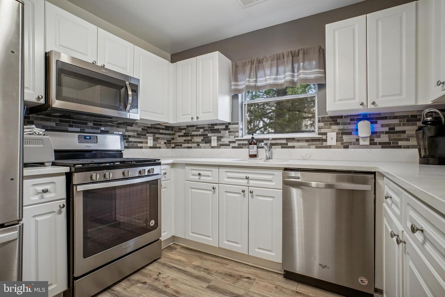 20585 SNOWSHOE SQ #201, ASHBURN, Virginia 20147, 2 Bedrooms Bedrooms, ,2 BathroomsBathrooms,Residential,For sale,20585 SNOWSHOE SQ #201,VALO2115742 MLS # VALO2115742 20585 SNOWSHOE SQ #201, ASHBURN, Virginia 20147, 2 Bedrooms Bedrooms, ,2 BathroomsBathrooms,Residential,For sale,20585 SNOWSHOE SQ #201,VALO2115742 MLS # VALO2115742