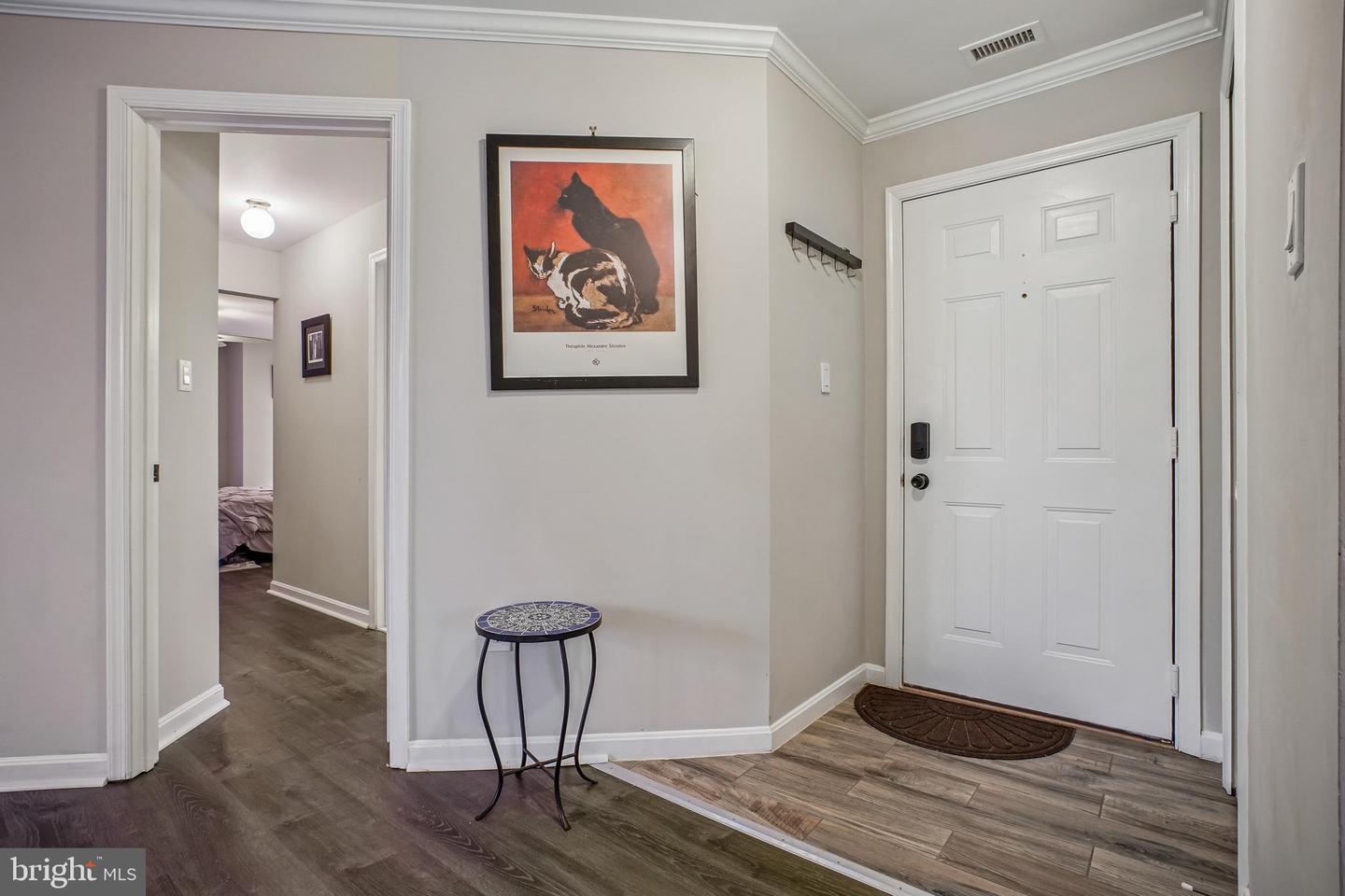 20585 SNOWSHOE SQ #201, ASHBURN, Virginia 20147, 2 Bedrooms Bedrooms, ,2 BathroomsBathrooms,Residential,For sale,20585 SNOWSHOE SQ #201,VALO2115742 MLS # VALO2115742 20585 SNOWSHOE SQ #201, ASHBURN, Virginia 20147, 2 Bedrooms Bedrooms, ,2 BathroomsBathrooms,Residential,For sale,20585 SNOWSHOE SQ #201,VALO2115742 MLS # VALO2115742