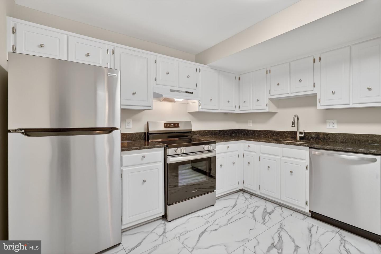 6319 FENESTRA CT #138A, BURKE, Virginia 22015, 2 Bedrooms Bedrooms, ,2 BathroomsBathrooms,Residential,For sale,6319 FENESTRA CT #138A,VAFX2290526 MLS # VAFX2290526 6319 FENESTRA CT #138A, BURKE, Virginia 22015, 2 Bedrooms Bedrooms, ,2 BathroomsBathrooms,Residential,For sale,6319 FENESTRA CT #138A,VAFX2290526 MLS # VAFX2290526