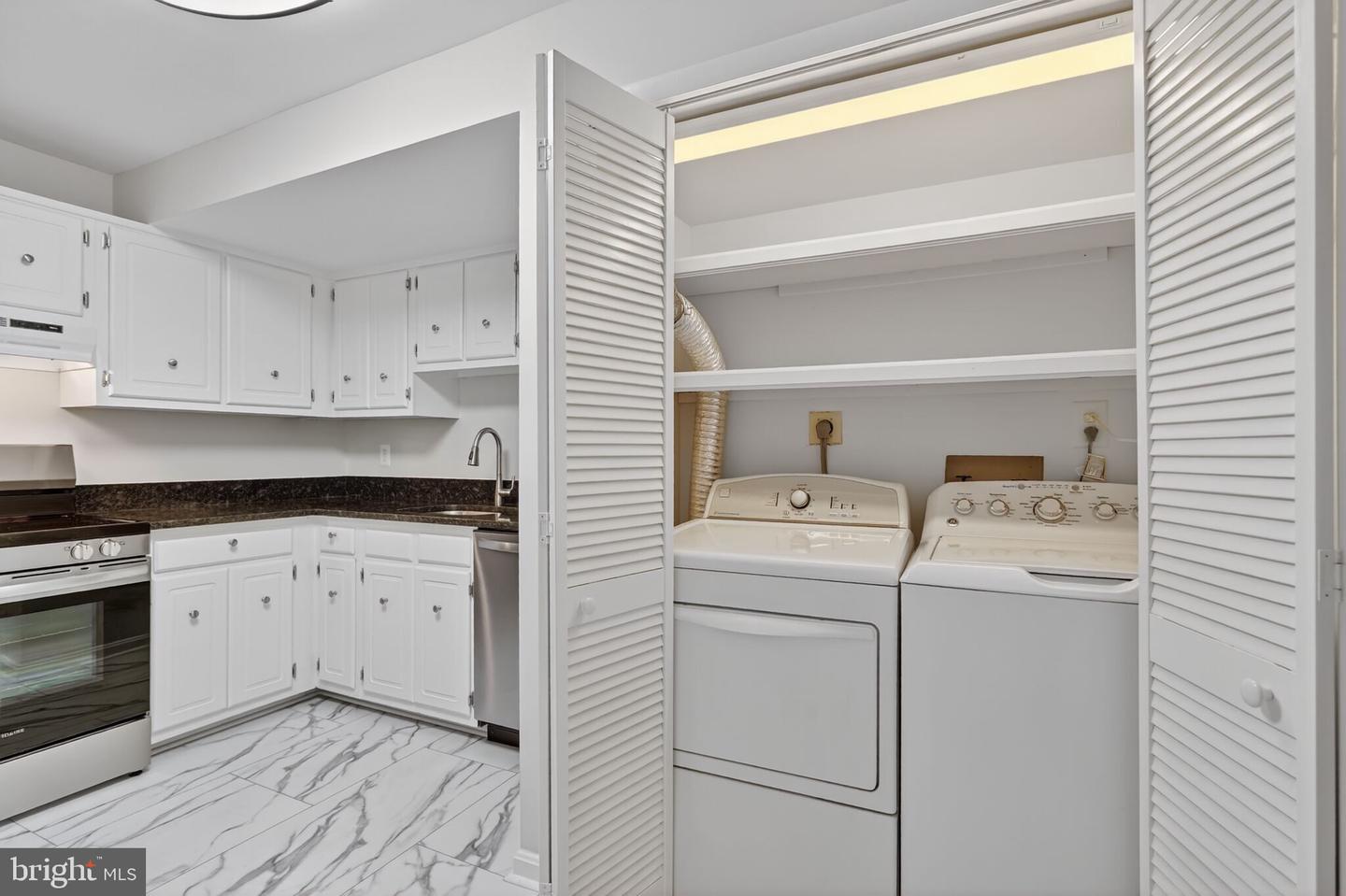 6319 FENESTRA CT #138A, BURKE, Virginia 22015, 2 Bedrooms Bedrooms, ,2 BathroomsBathrooms,Residential,For sale,6319 FENESTRA CT #138A,VAFX2290526 MLS # VAFX2290526 6319 FENESTRA CT #138A, BURKE, Virginia 22015, 2 Bedrooms Bedrooms, ,2 BathroomsBathrooms,Residential,For sale,6319 FENESTRA CT #138A,VAFX2290526 MLS # VAFX2290526