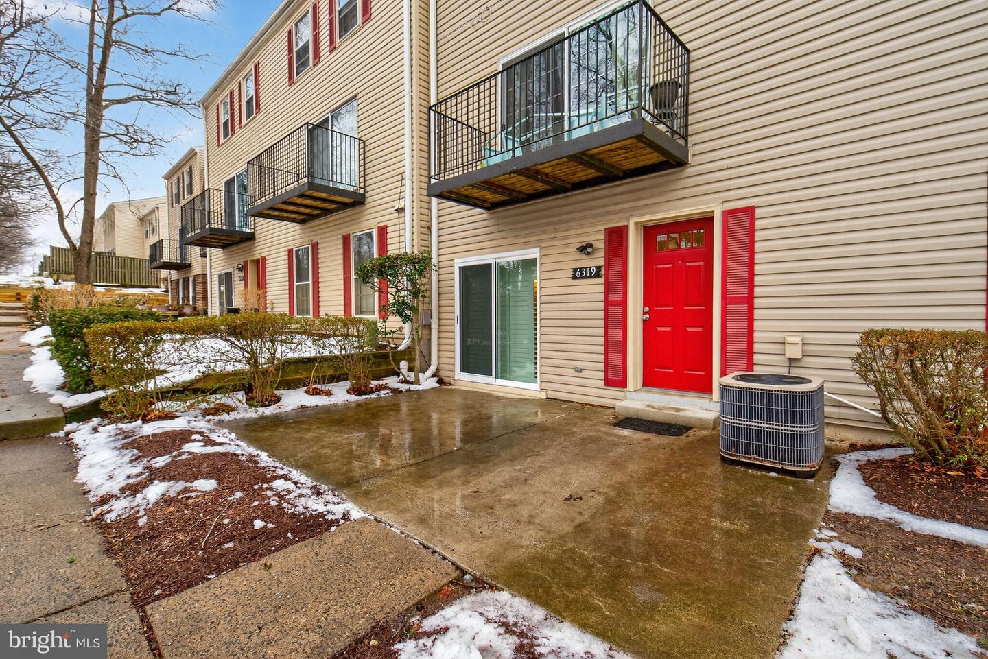 6319 FENESTRA CT #138A, BURKE, Virginia 22015, 2 Bedrooms Bedrooms, ,2 BathroomsBathrooms,Residential,For sale,6319 FENESTRA CT #138A,VAFX2290526 MLS # VAFX2290526 6319 FENESTRA CT #138A, BURKE, Virginia 22015, 2 Bedrooms Bedrooms, ,2 BathroomsBathrooms,Residential,For sale,6319 FENESTRA CT #138A,VAFX2290526 MLS # VAFX2290526