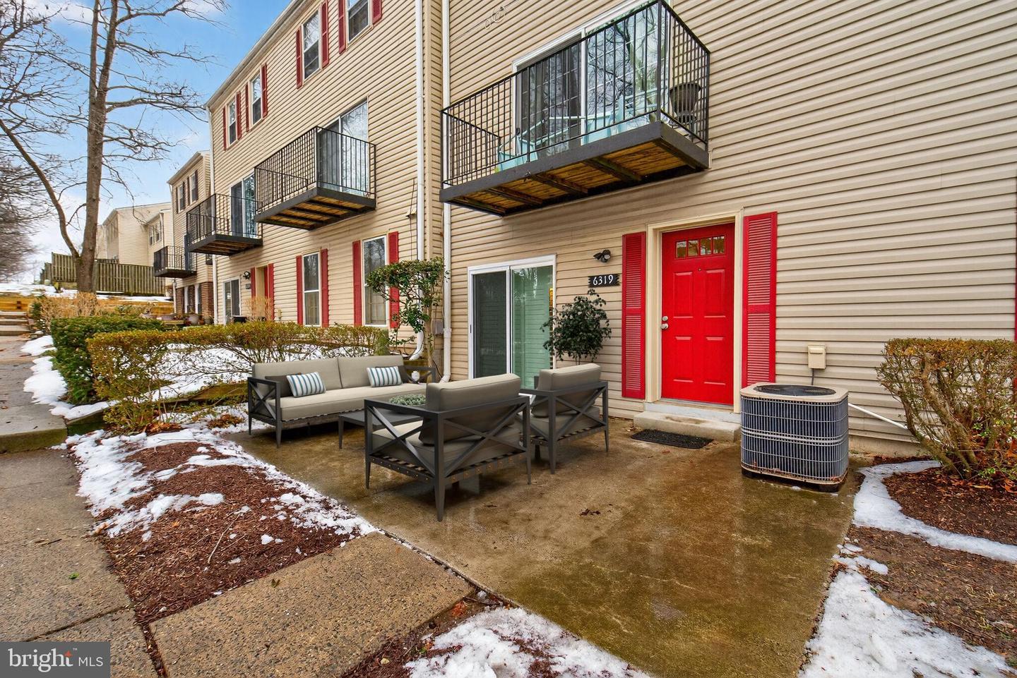 6319 FENESTRA CT #138A, BURKE, Virginia 22015, 2 Bedrooms Bedrooms, ,2 BathroomsBathrooms,Residential,For sale,6319 FENESTRA CT #138A,VAFX2290526 MLS # VAFX2290526 6319 FENESTRA CT #138A, BURKE, Virginia 22015, 2 Bedrooms Bedrooms, ,2 BathroomsBathrooms,Residential,For sale,6319 FENESTRA CT #138A,VAFX2290526 MLS # VAFX2290526