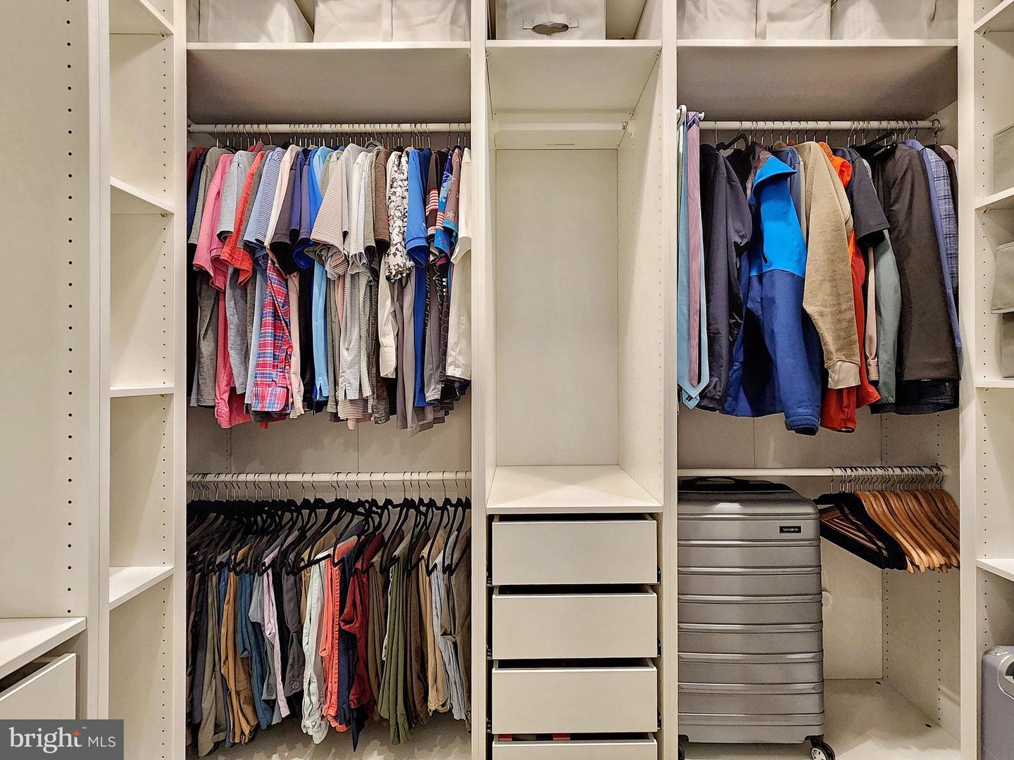 24586 SAMSARA PL, ALDIE, Virginia 20105, 5 Bedrooms Bedrooms, ,5 BathroomsBathrooms,Residential,For sale,24586 SAMSARA PL,VALO2115758 MLS # VALO2115758