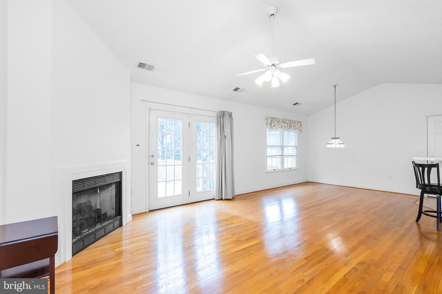 108 SENSENY GLEN DR, WINCHESTER, Virginia 22602, 3 Bedrooms Bedrooms, ,2 BathroomsBathrooms,Residential,For sale,108 SENSENY GLEN DR,VAFV2039554 MLS # VAFV2039554