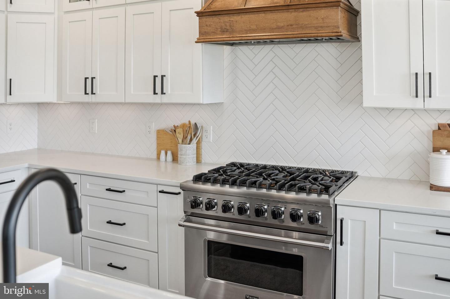 8798 DANCER CT, GAINESVILLE, Virginia 20155, 4 Bedrooms Bedrooms, 9 Rooms Rooms,4 BathroomsBathrooms,Residential,For sale,8798 DANCER CT,VAPW2112416 MLS # VAPW2112416