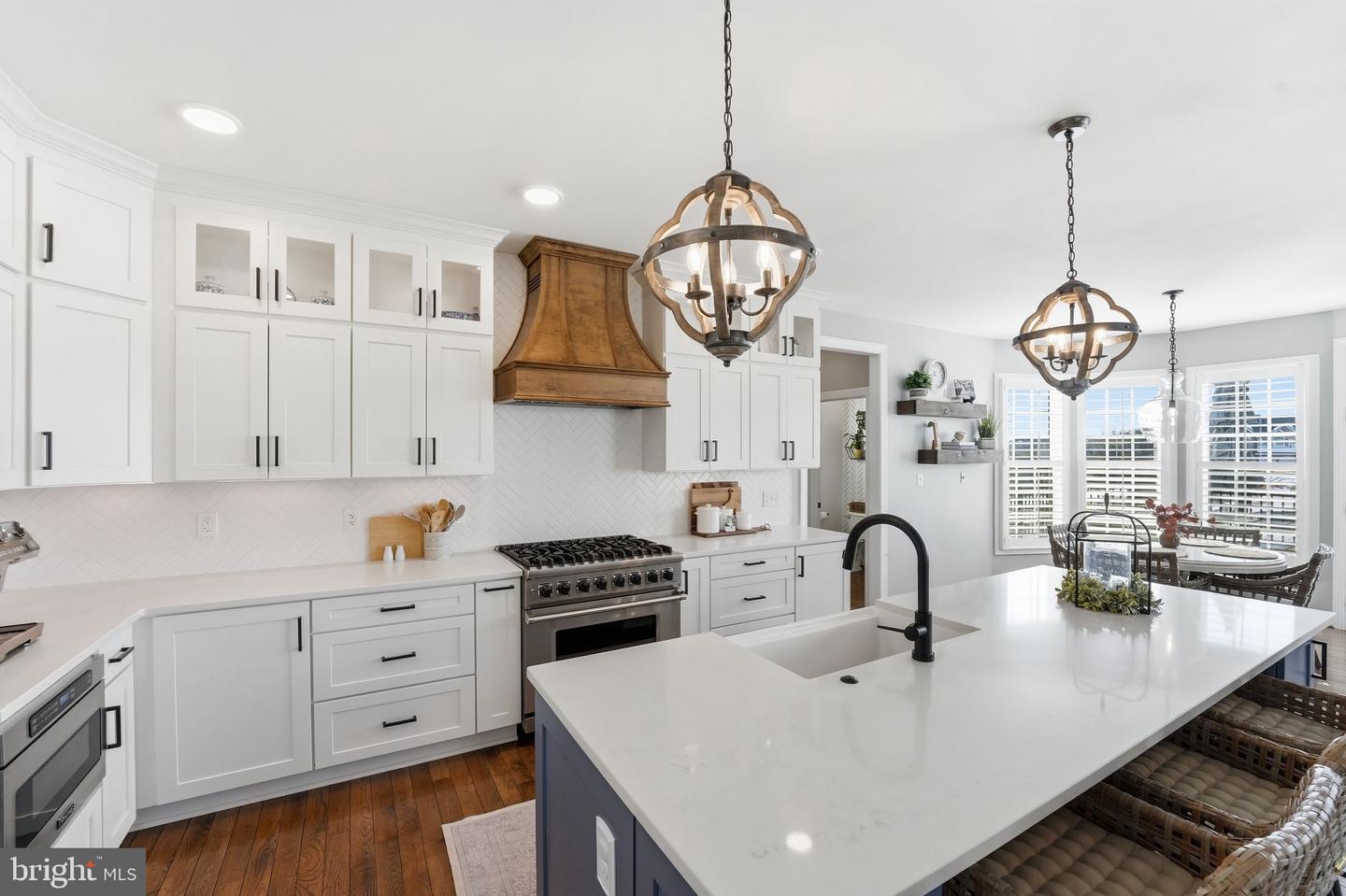 8798 DANCER CT, GAINESVILLE, Virginia 20155, 4 Bedrooms Bedrooms, 9 Rooms Rooms,4 BathroomsBathrooms,Residential,For sale,8798 DANCER CT,VAPW2112416 MLS # VAPW2112416