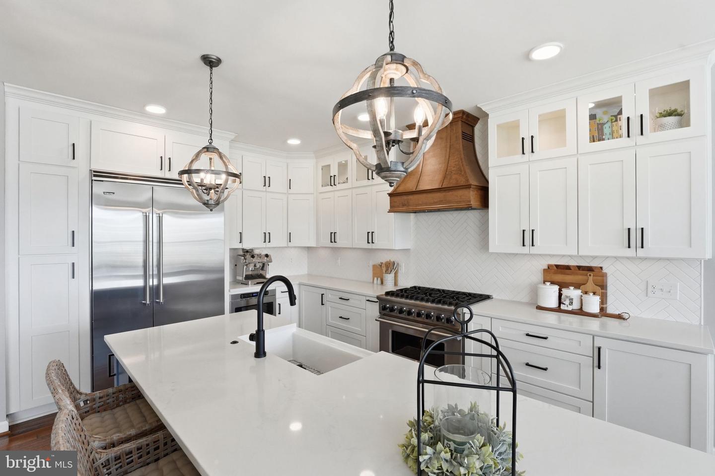 8798 DANCER CT, GAINESVILLE, Virginia 20155, 4 Bedrooms Bedrooms, 9 Rooms Rooms,4 BathroomsBathrooms,Residential,For sale,8798 DANCER CT,VAPW2112416 MLS # VAPW2112416