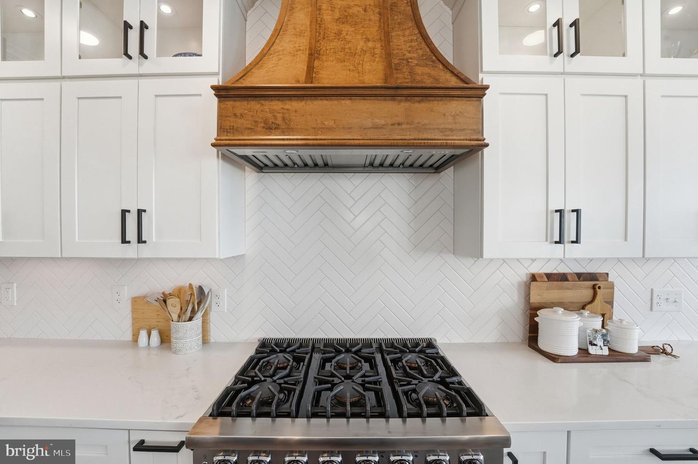 8798 DANCER CT, GAINESVILLE, Virginia 20155, 4 Bedrooms Bedrooms, 9 Rooms Rooms,4 BathroomsBathrooms,Residential,For sale,8798 DANCER CT,VAPW2112416 MLS # VAPW2112416