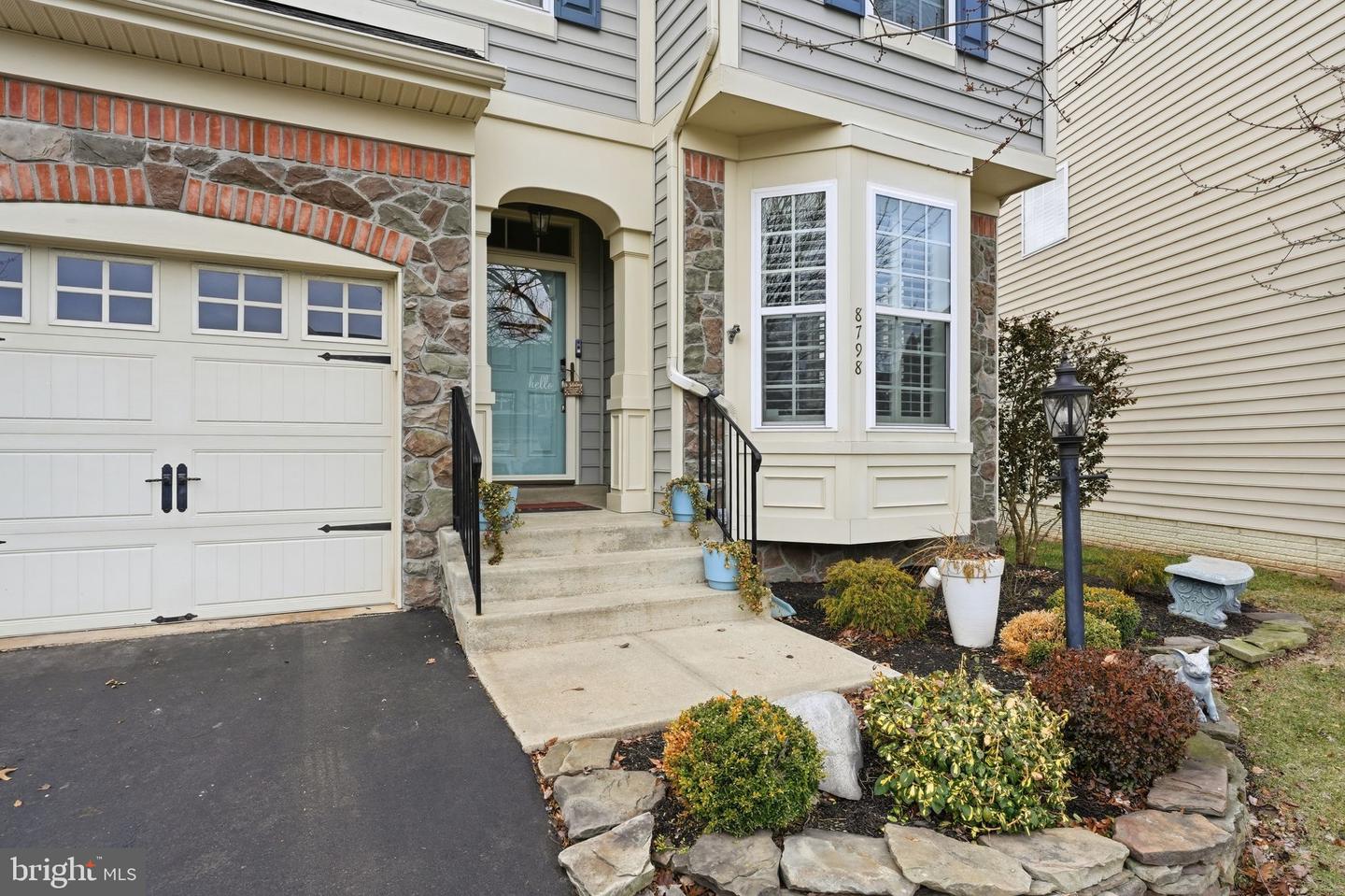 8798 DANCER CT, GAINESVILLE, Virginia 20155, 4 Bedrooms Bedrooms, 9 Rooms Rooms,4 BathroomsBathrooms,Residential,For sale,8798 DANCER CT,VAPW2112416 MLS # VAPW2112416