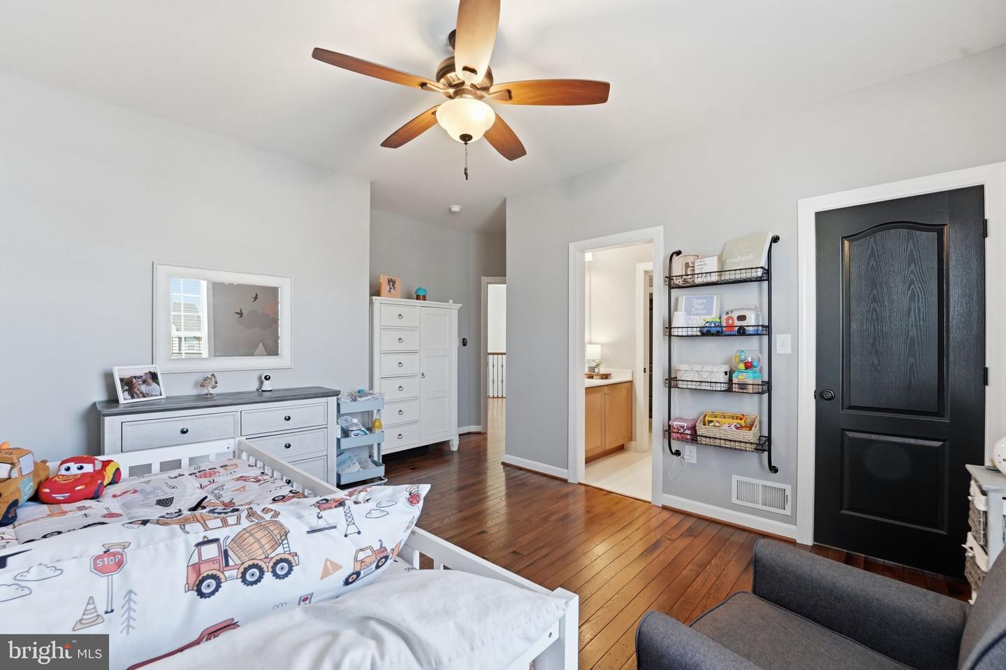 8798 DANCER CT, GAINESVILLE, Virginia 20155, 4 Bedrooms Bedrooms, 9 Rooms Rooms,4 BathroomsBathrooms,Residential,For sale,8798 DANCER CT,VAPW2112416 MLS # VAPW2112416